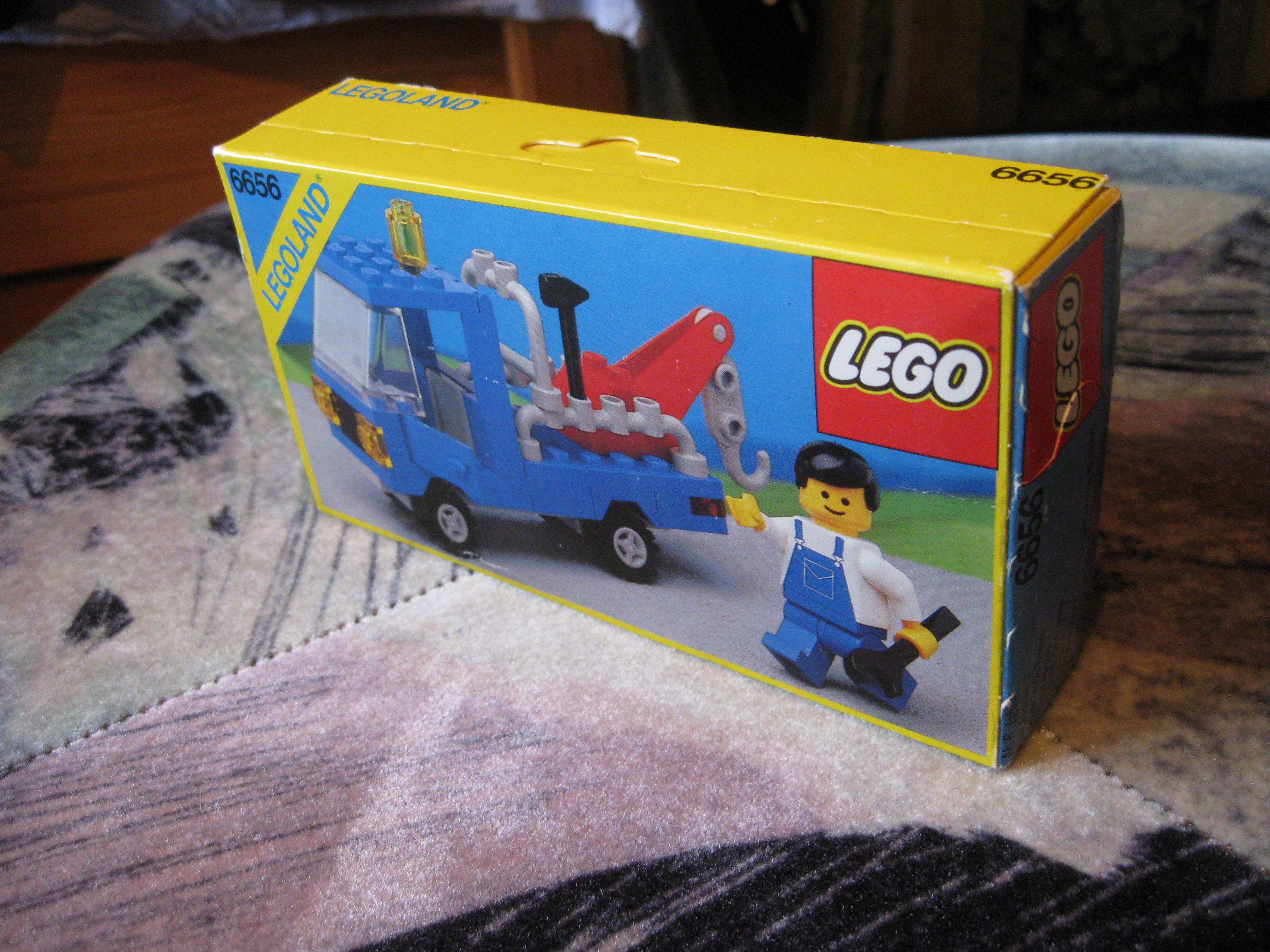 6656box2.jpg