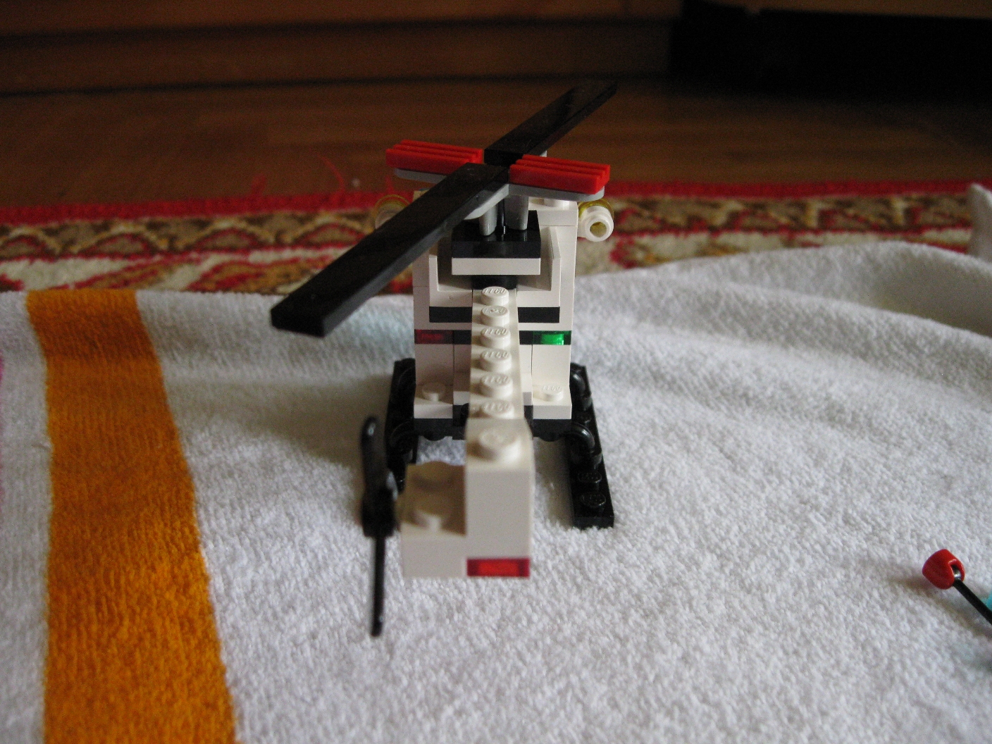 6664helicopterback.jpg