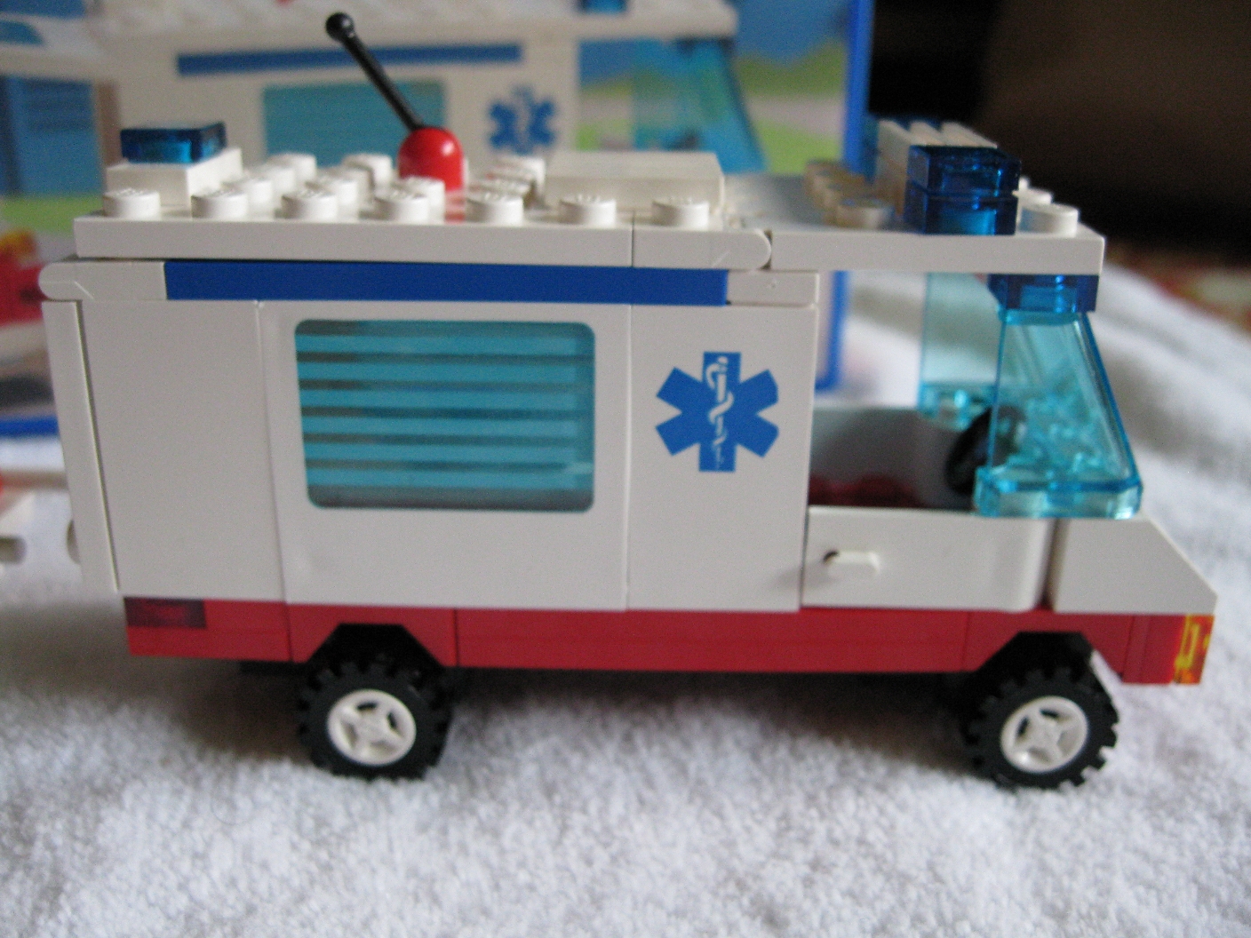 6666busright.jpg
