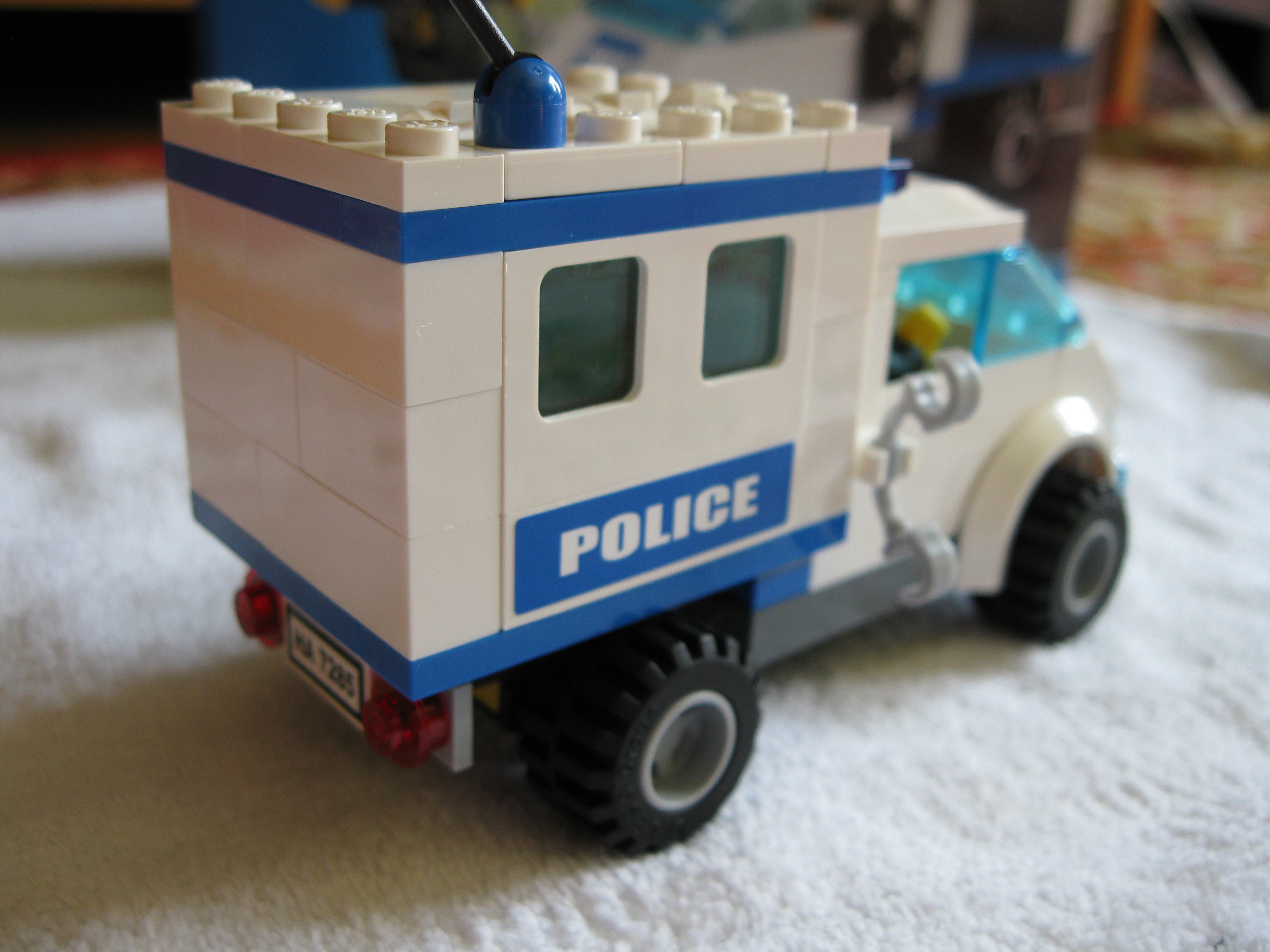 7285fugronside2.jpg