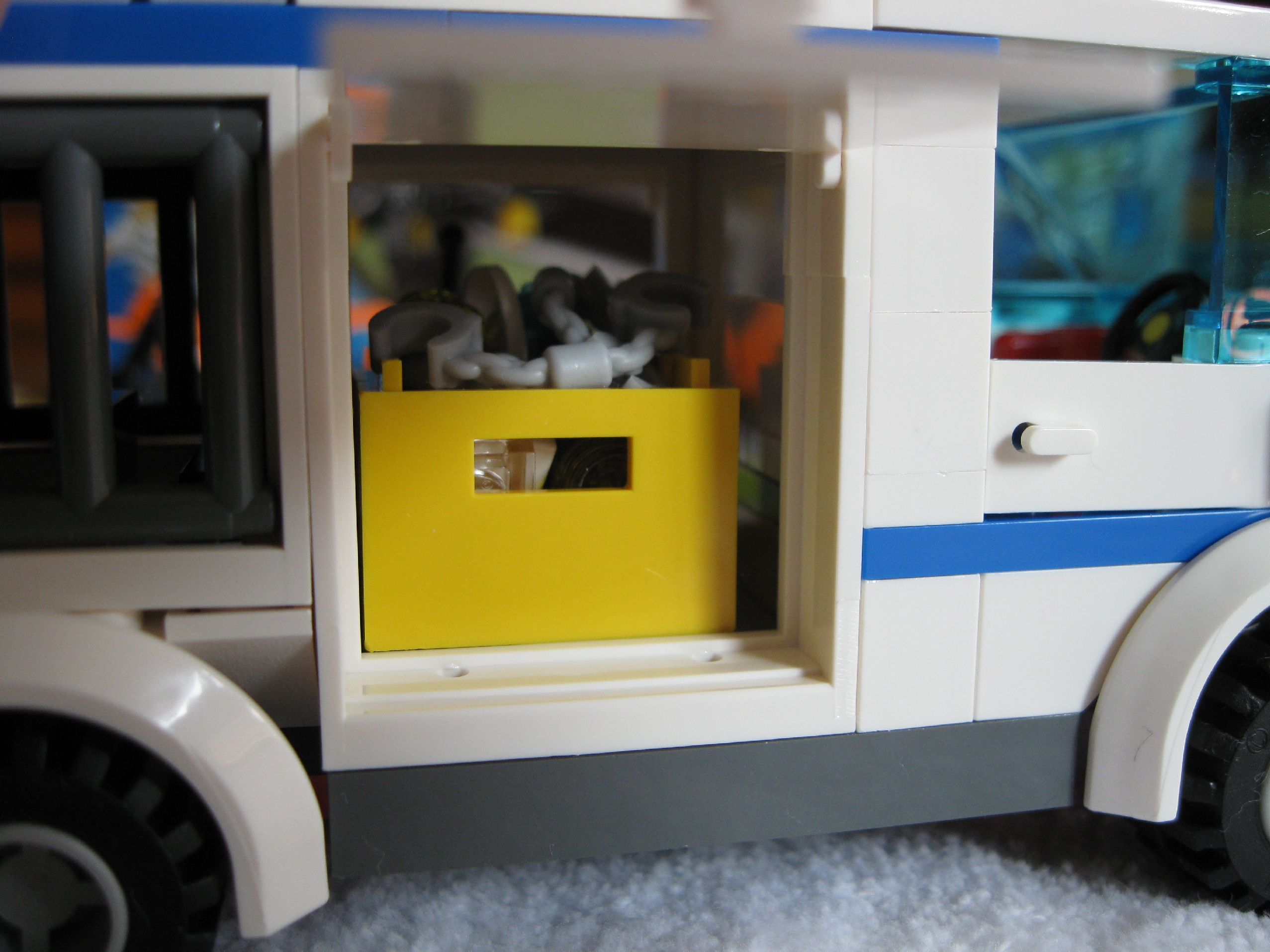7286vaninside3.jpg