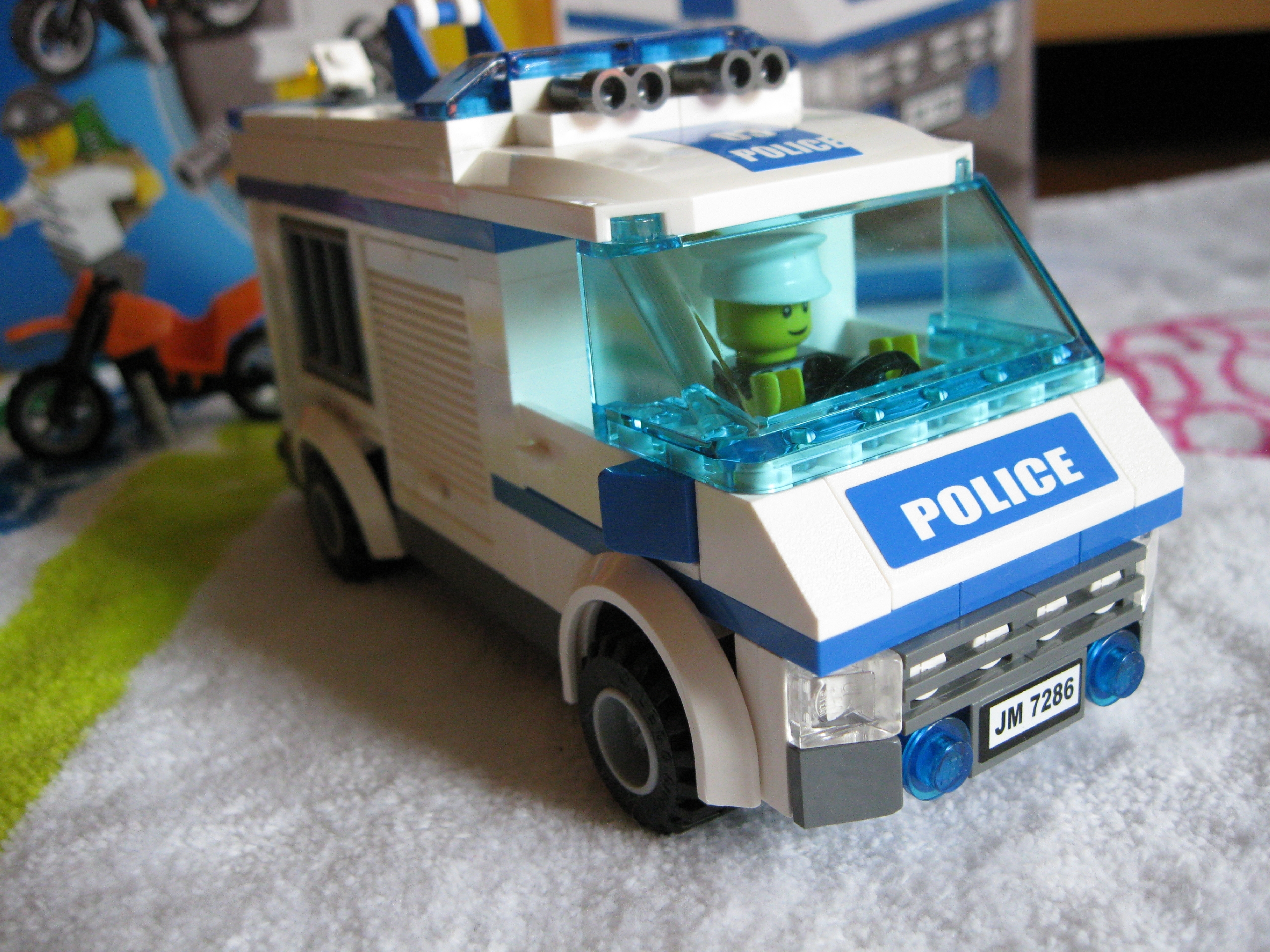 7286vanside5.jpg