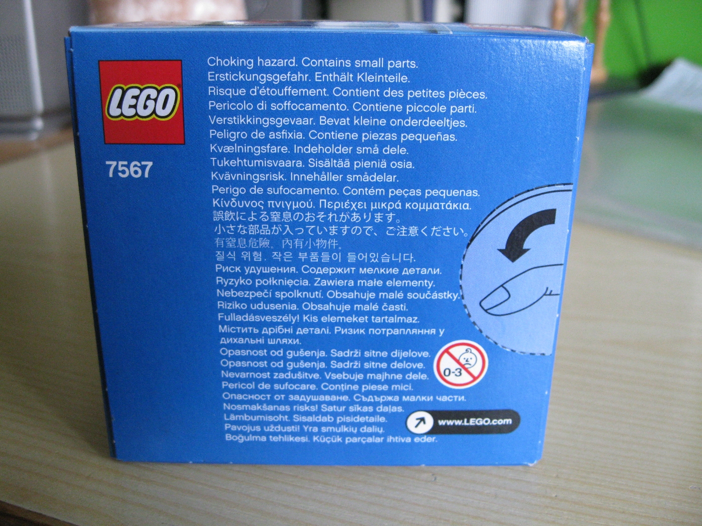 7567box3.jpg