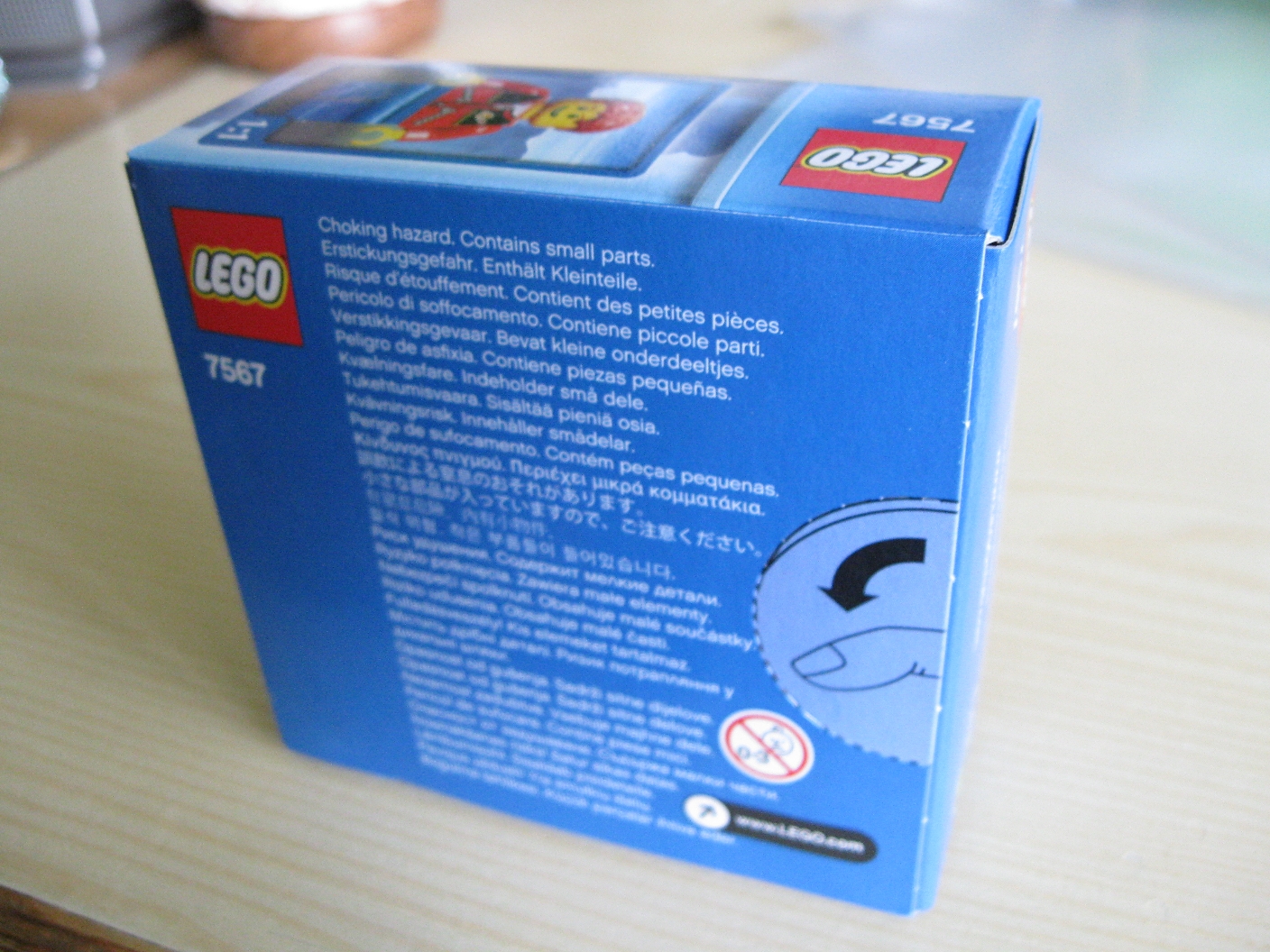 7567box4.jpg