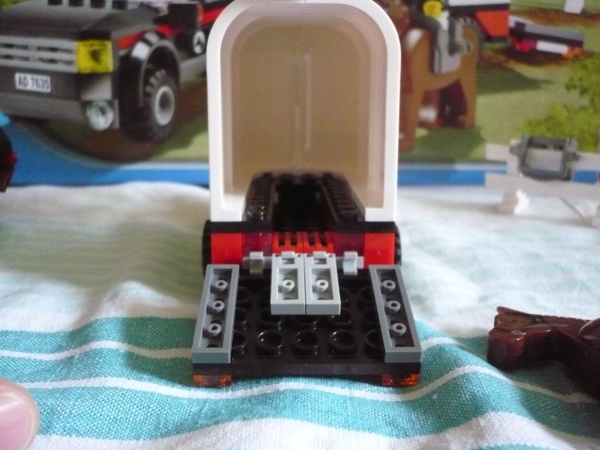7635trailerback3.jpg