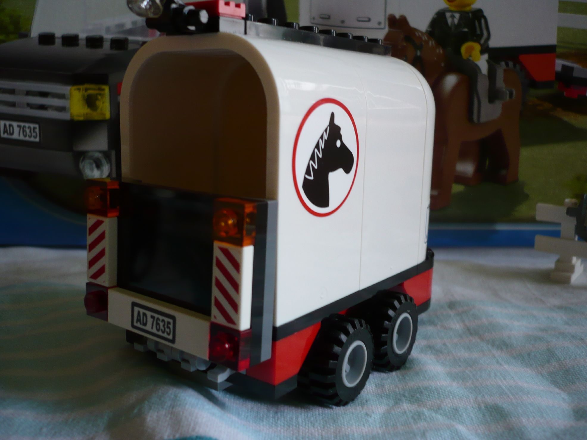7635trailerside3.jpg