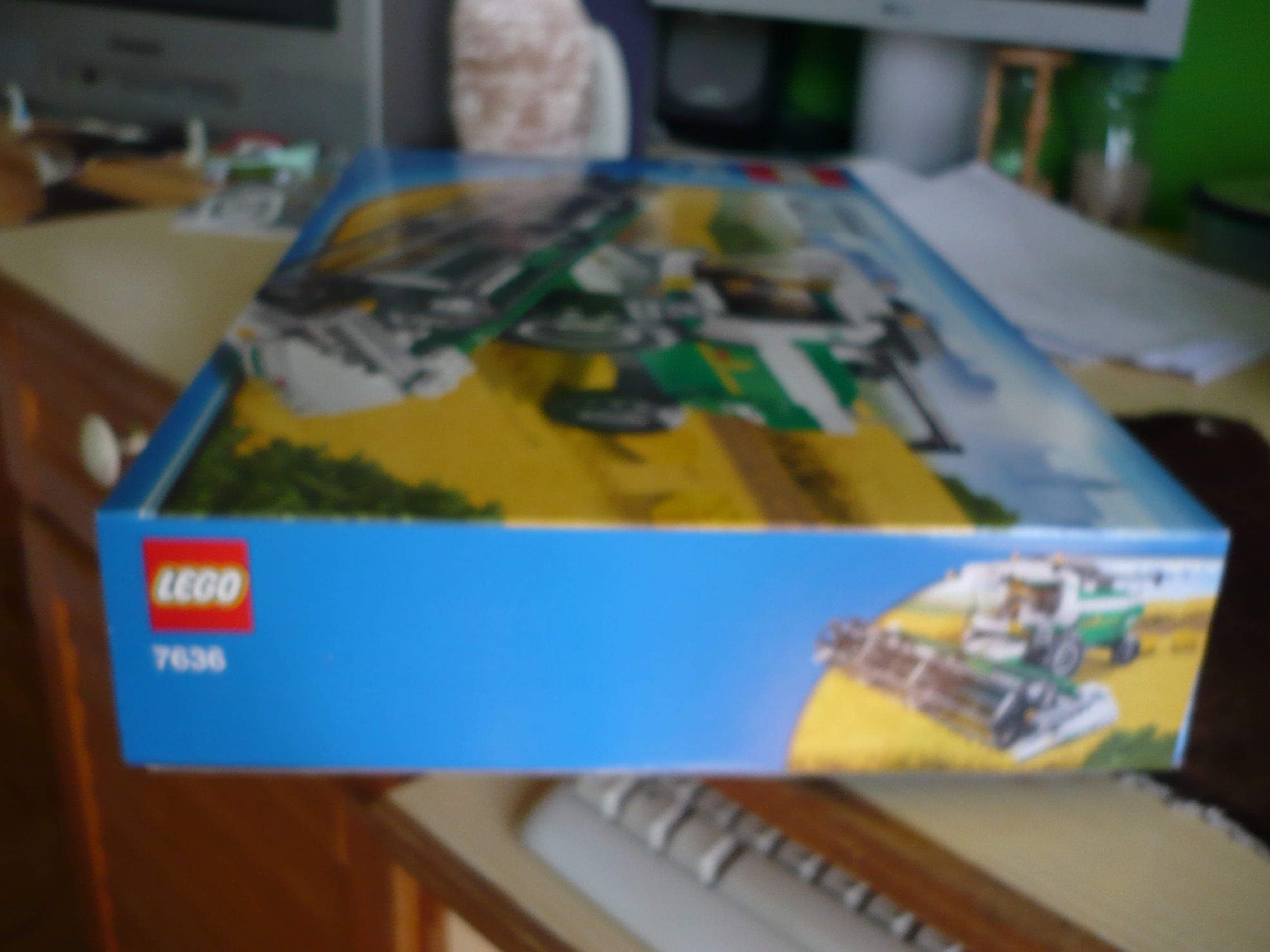 7636box9.jpg