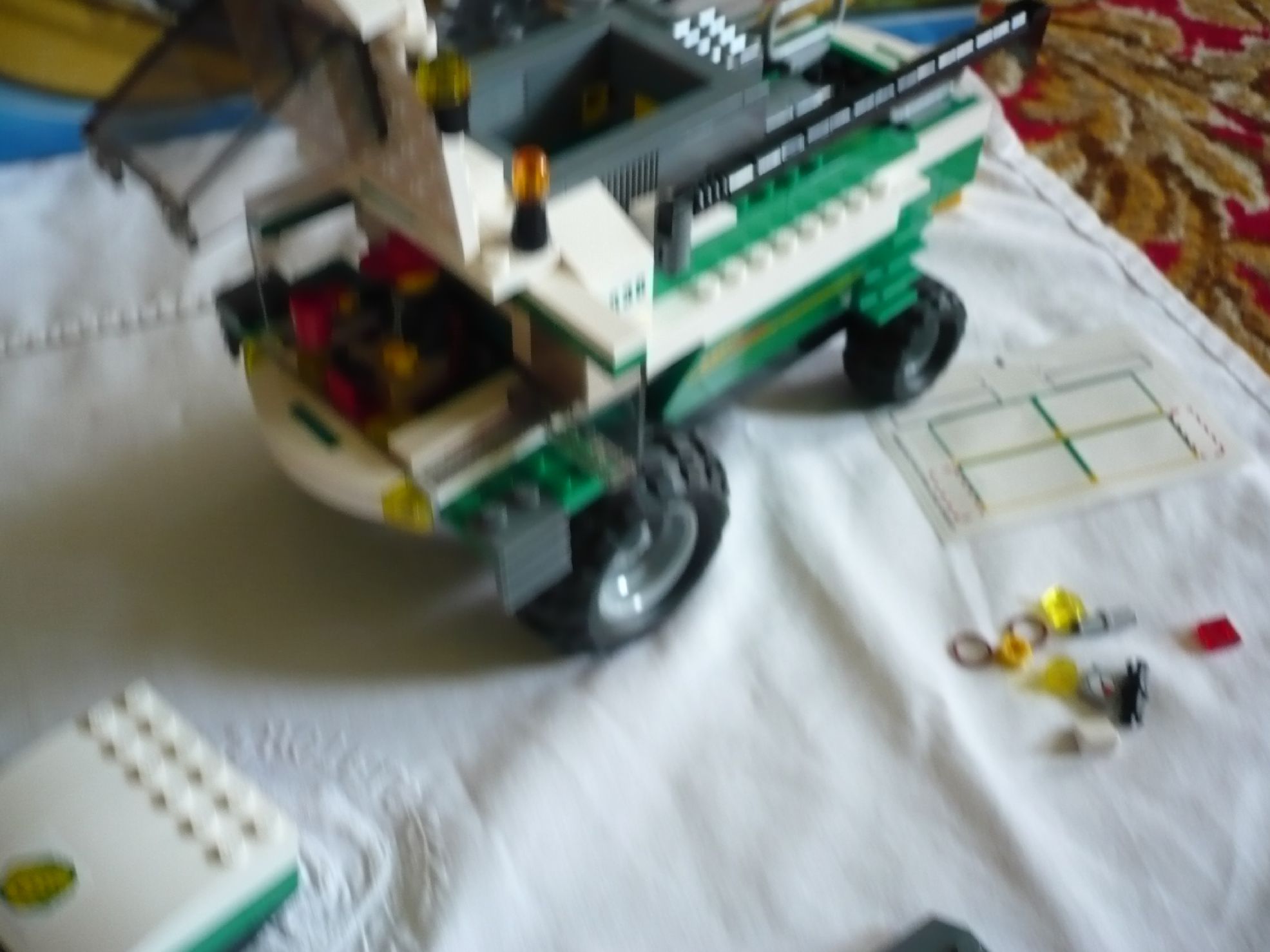 7636cockpit3.jpg
