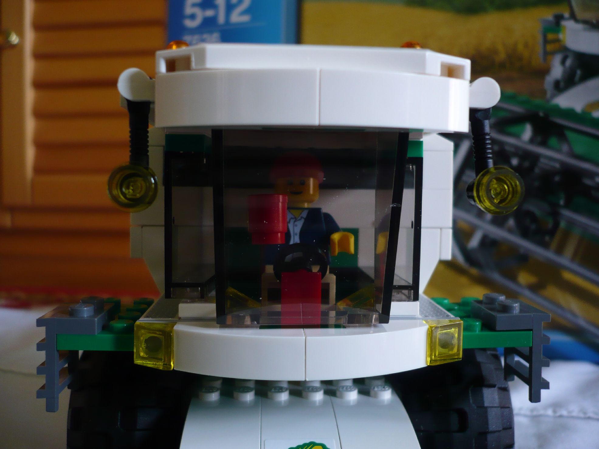 7636front3.jpg
