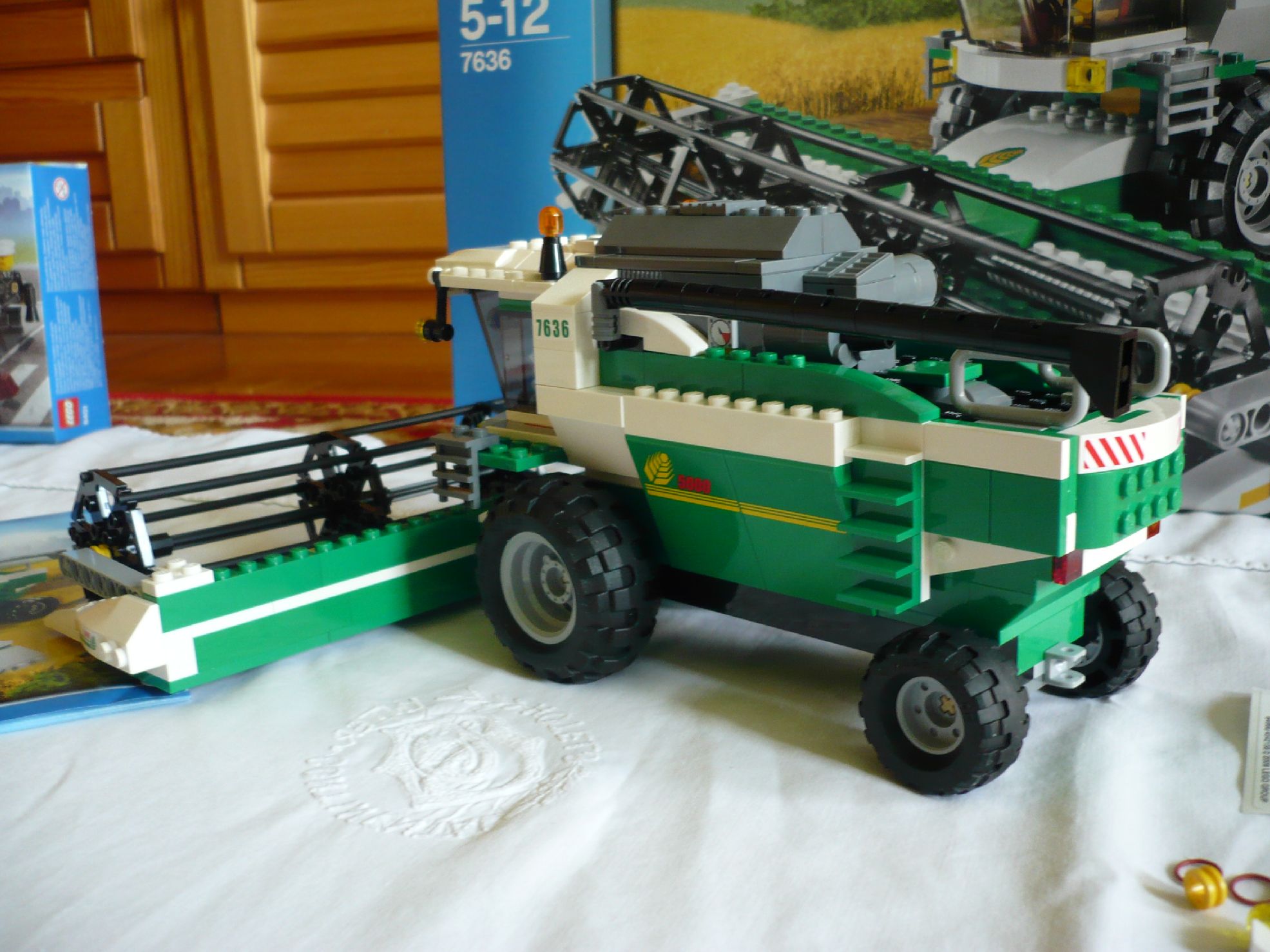 7636side4.jpg