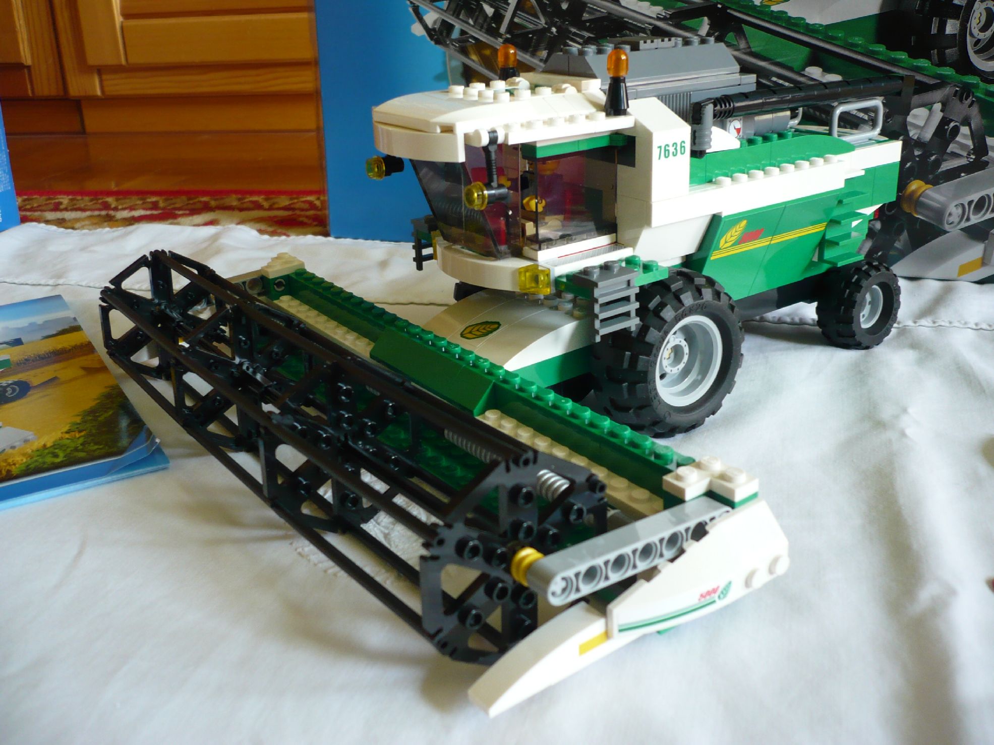 7636side7.jpg