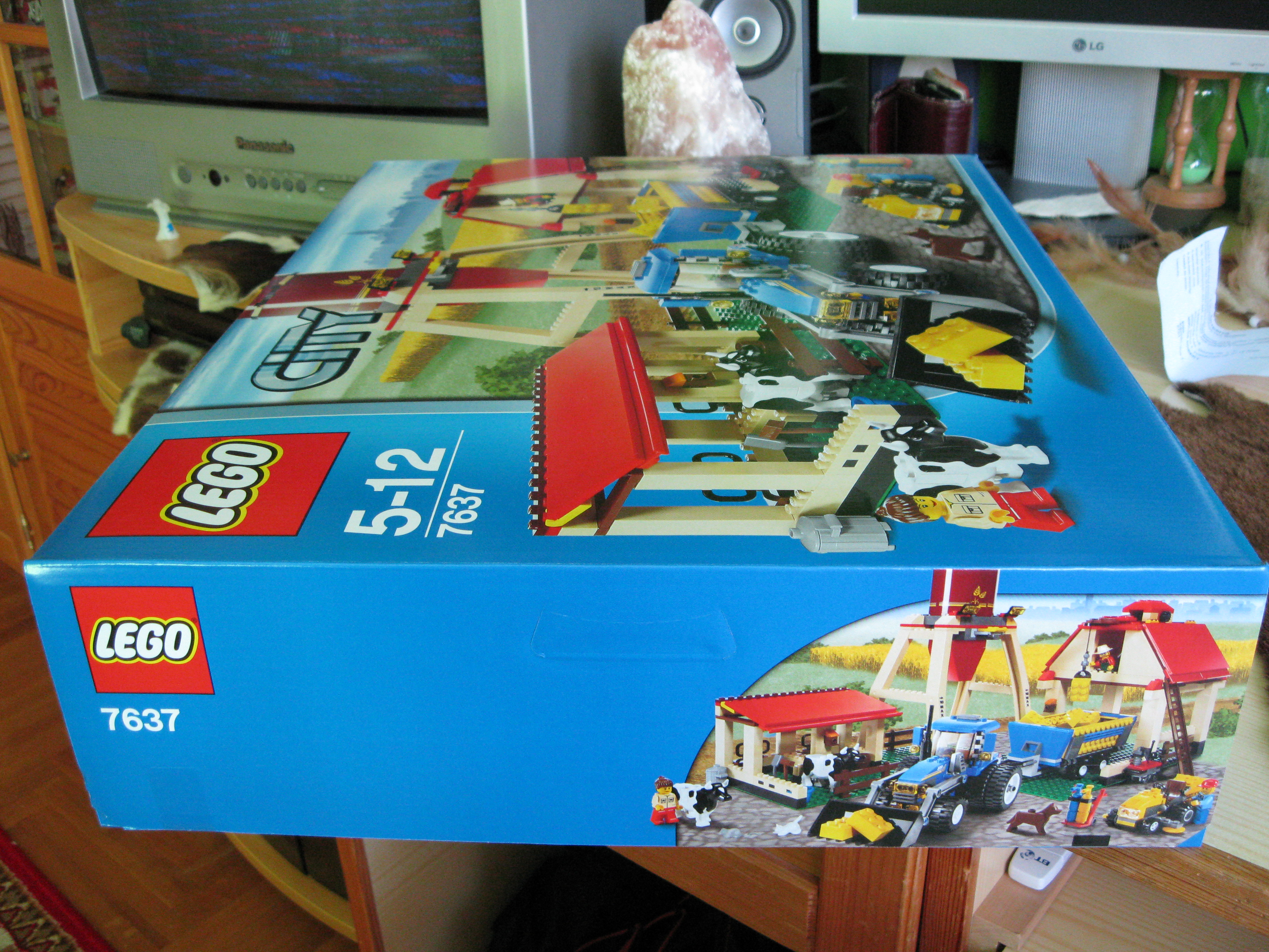7637box7.jpg