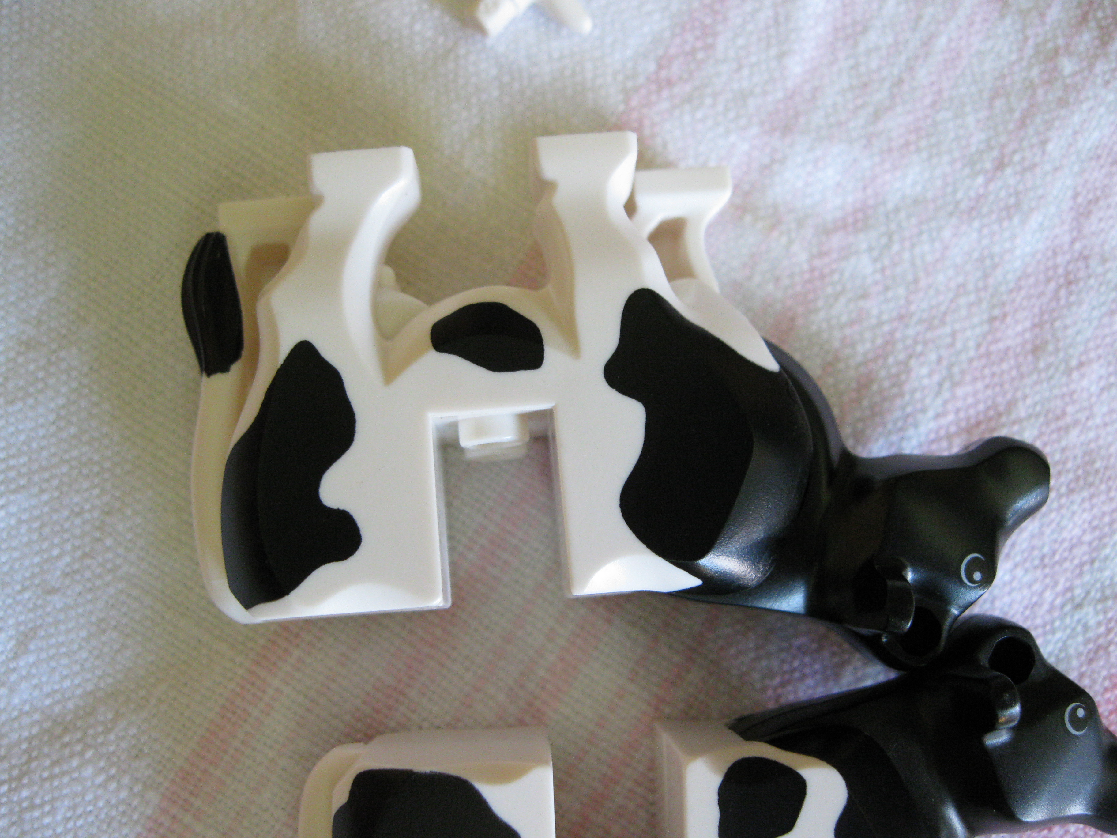 7637cow2.jpg