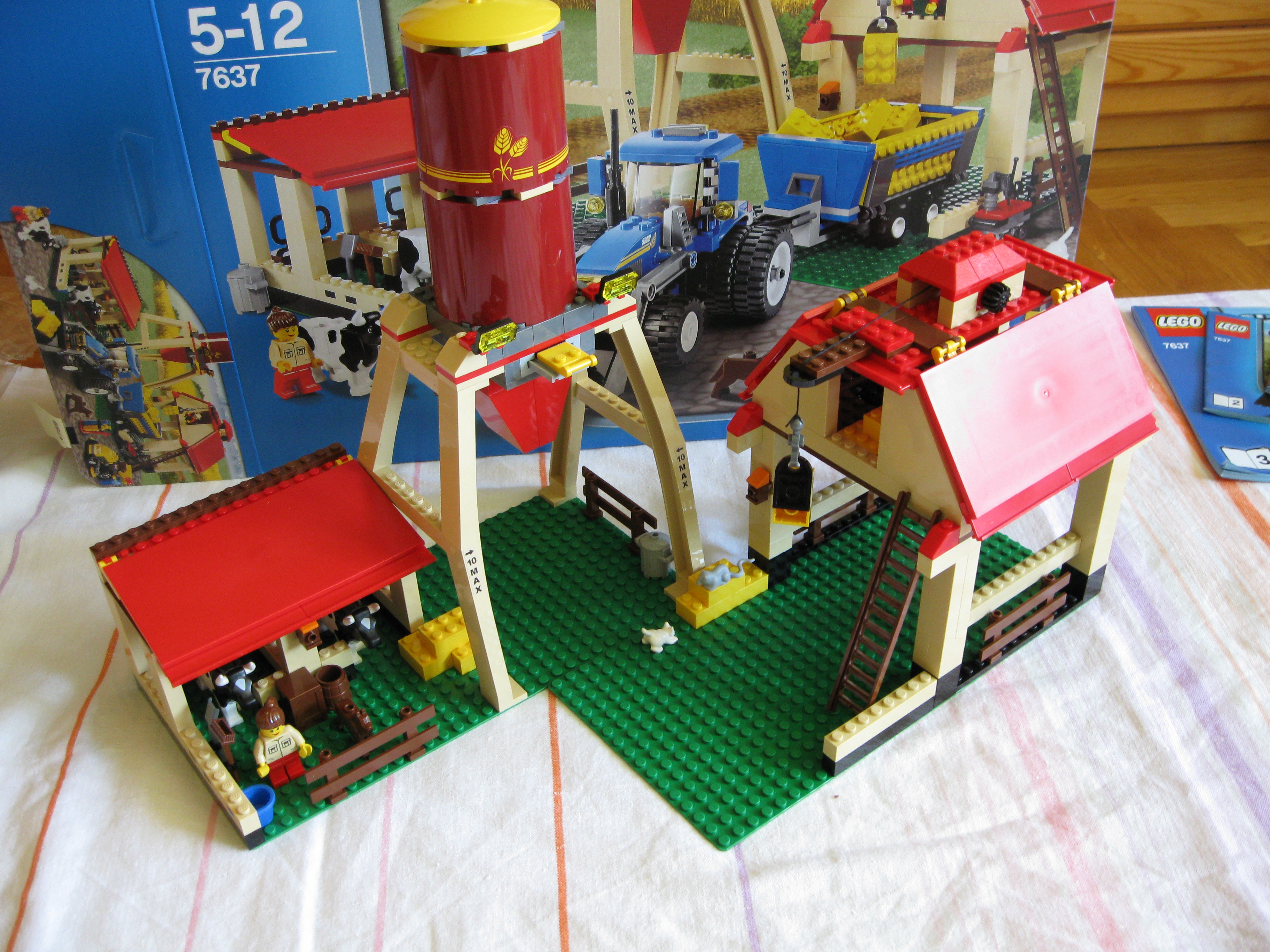 7637farmsilo.jpg