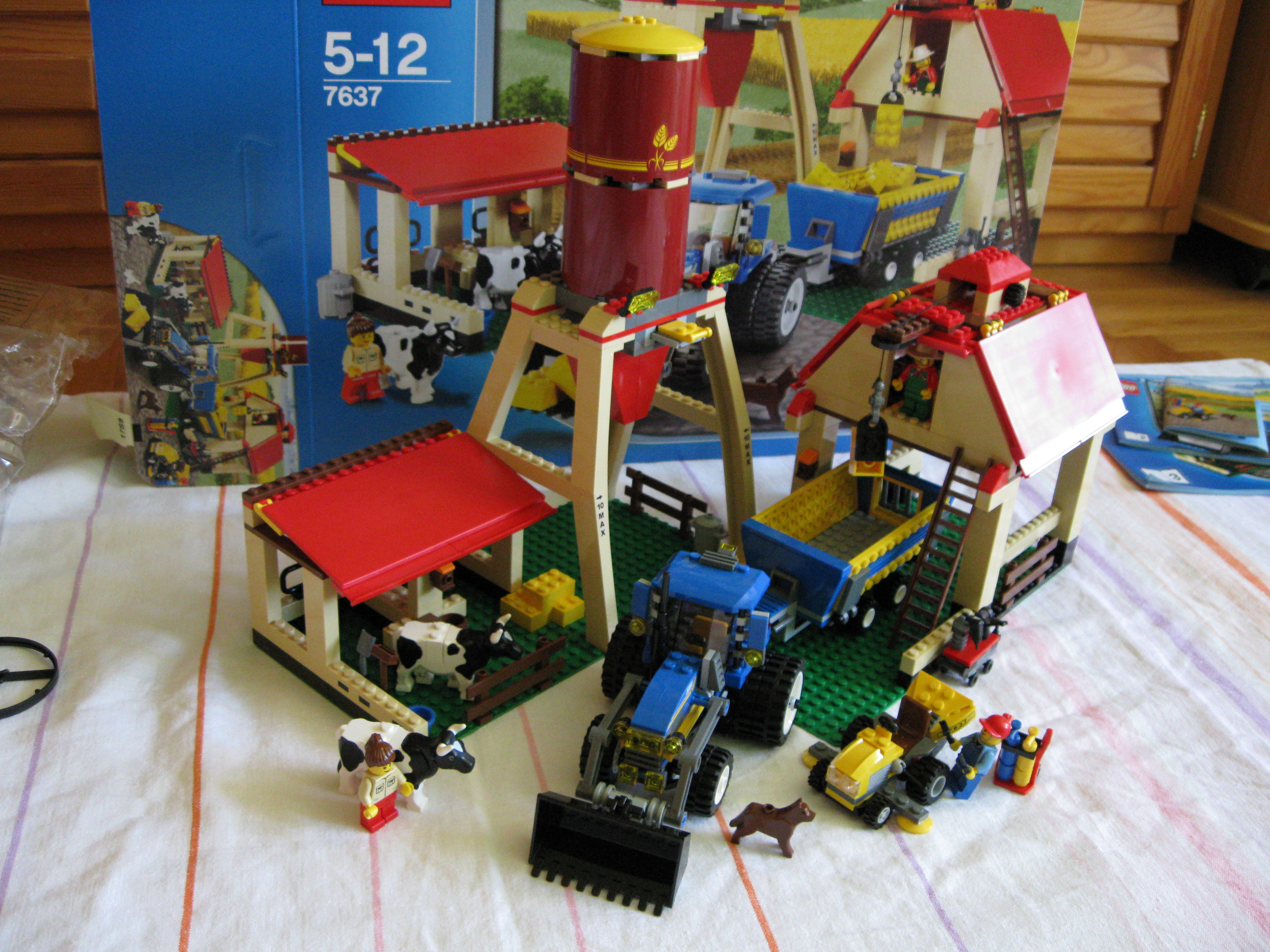 7637side.jpg
