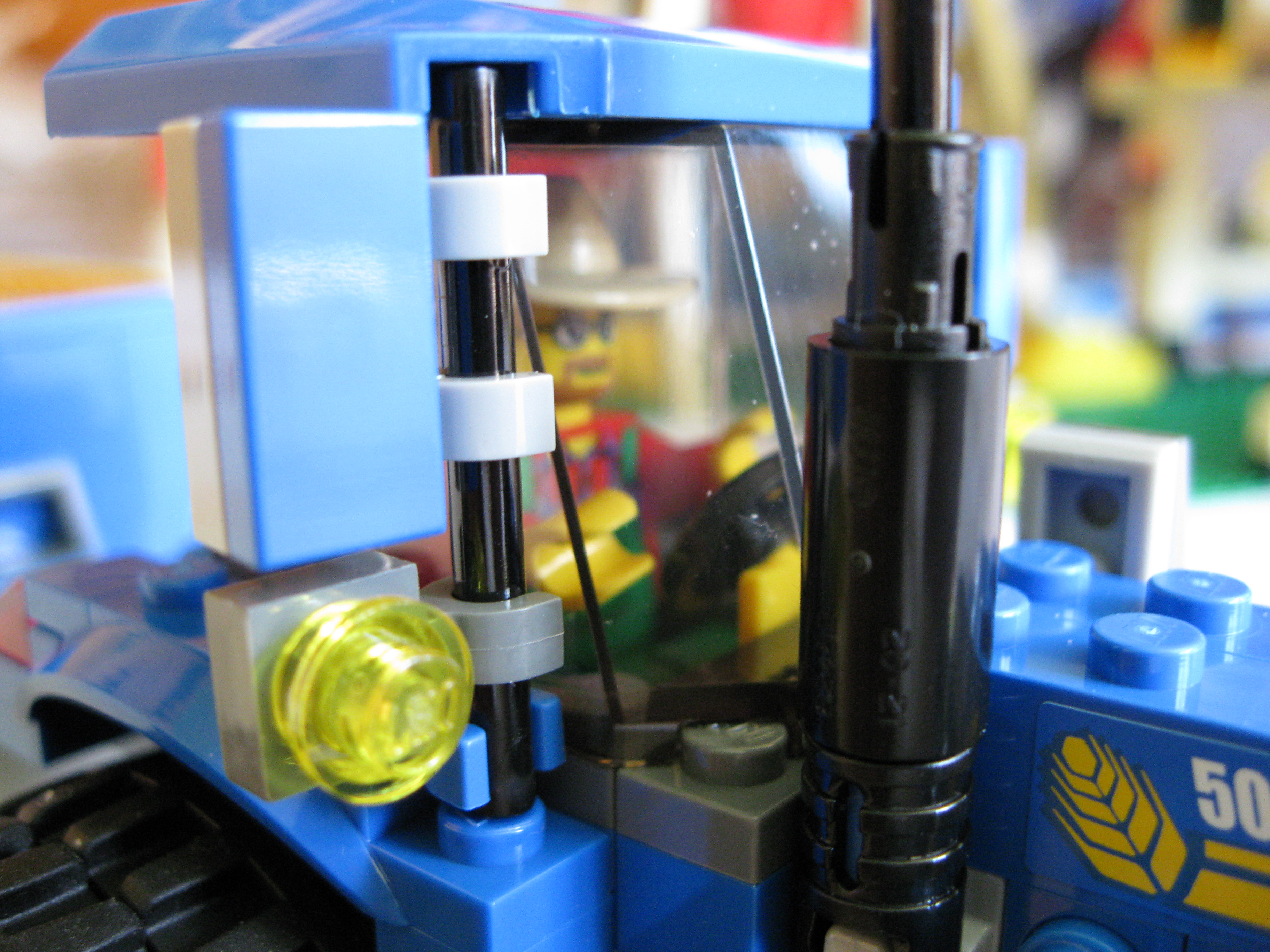 7637tractordetails2.jpg
