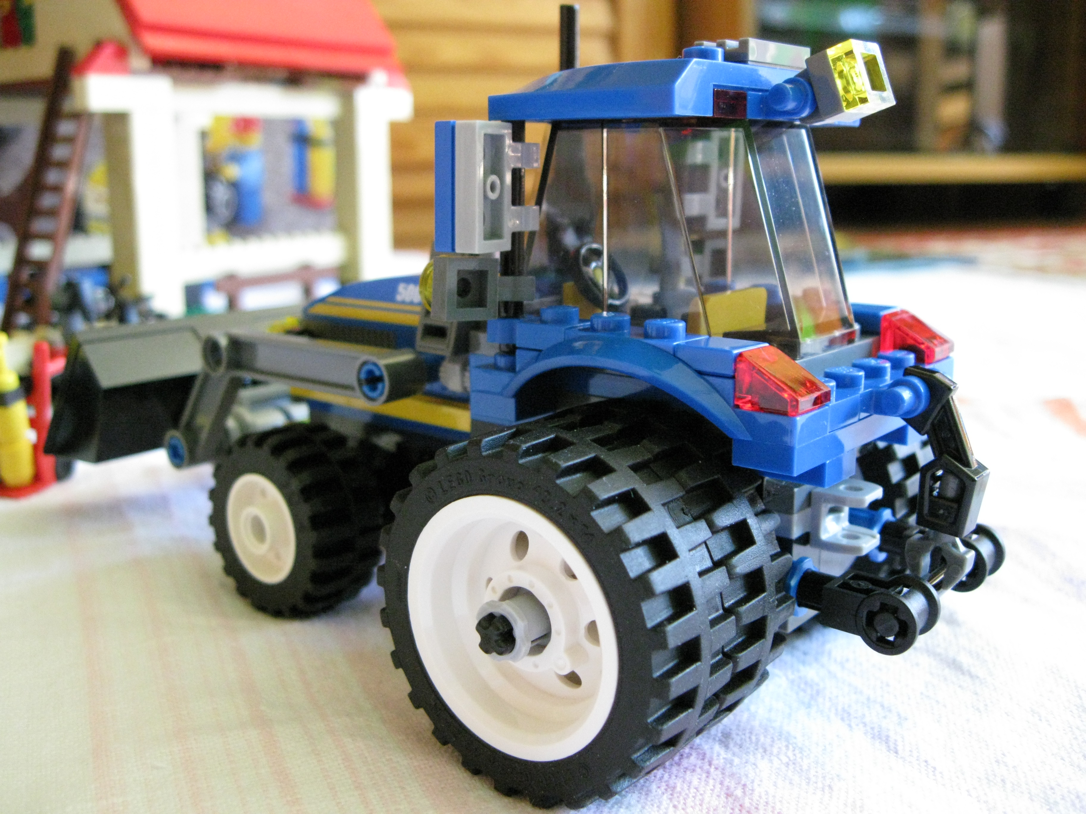 7637tractorside2.jpg