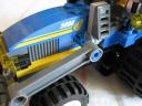 7637tractordetails.jpg