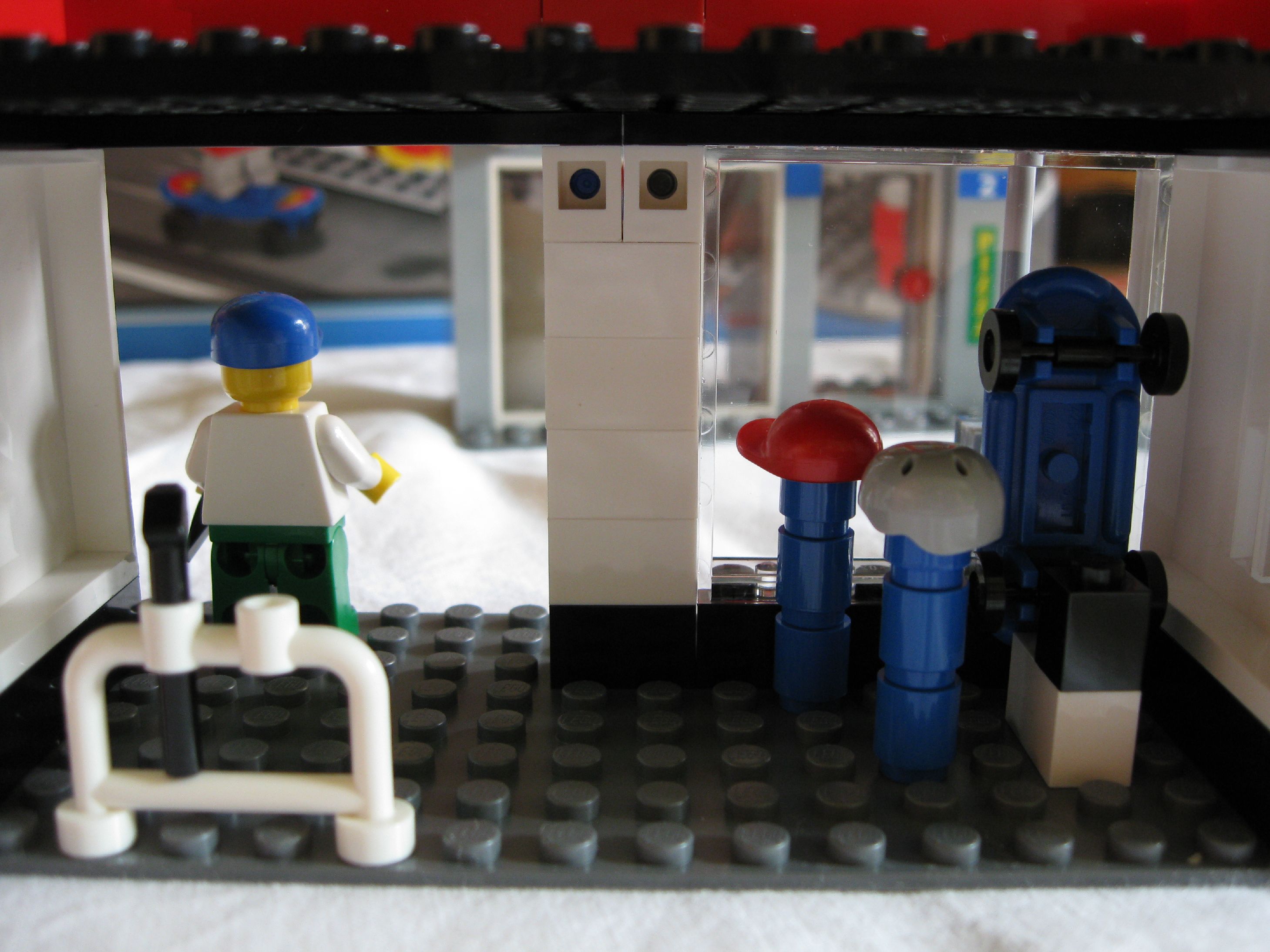 7641bikeshop16.jpg