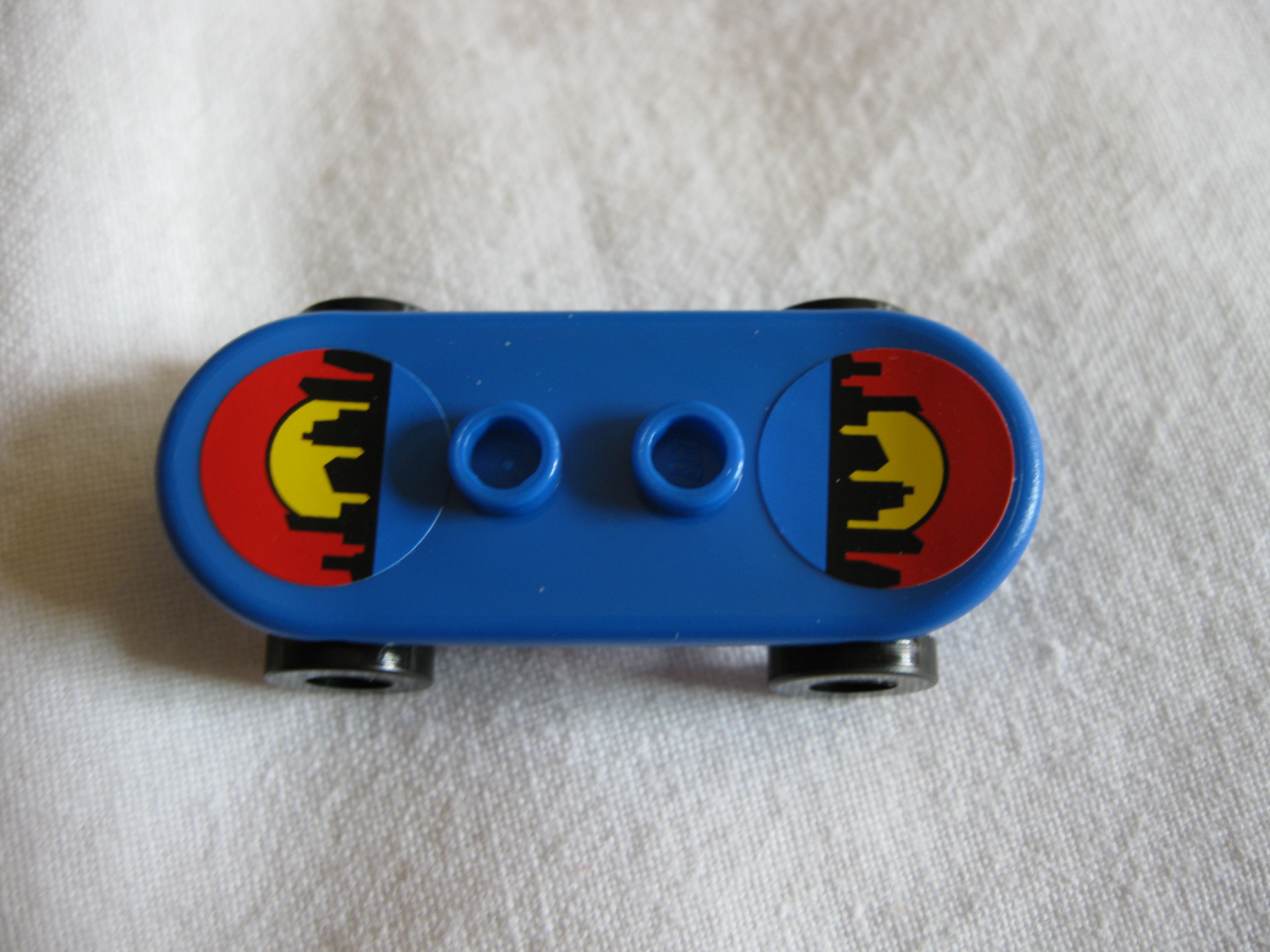 7641skateboard.jpg