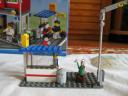 7641busstop6.jpg