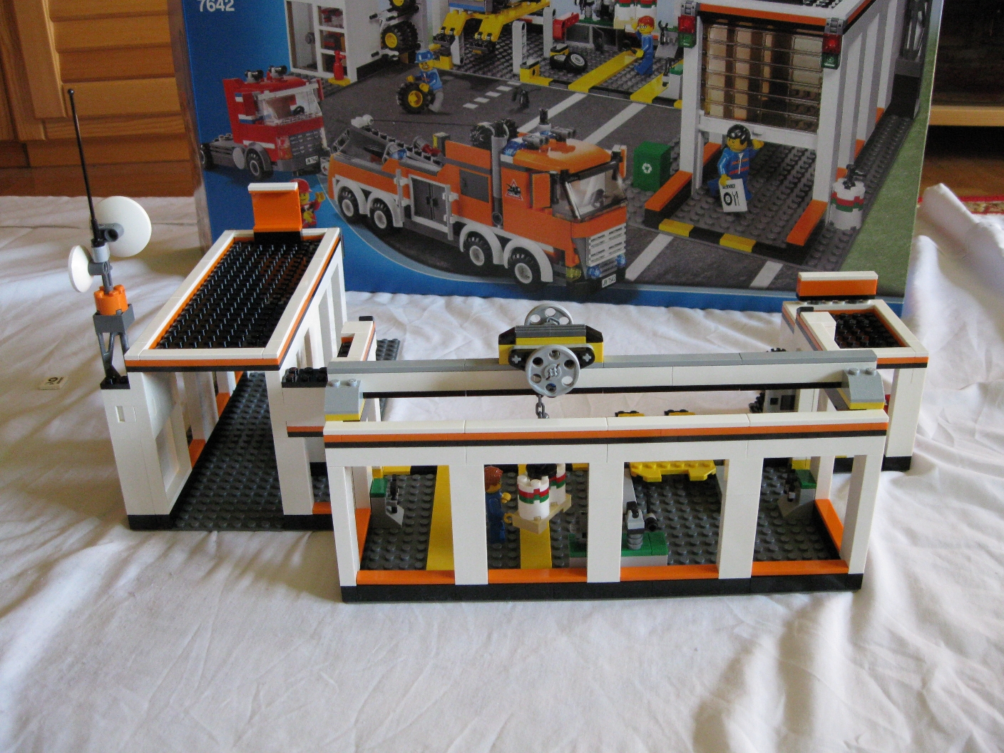 7642building5.jpg