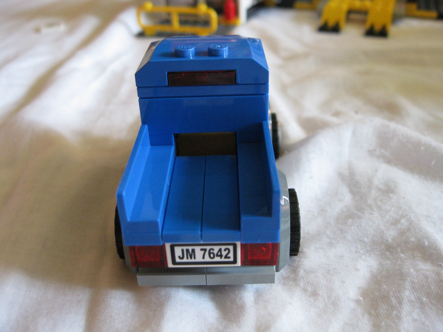 7642pickupback.jpg