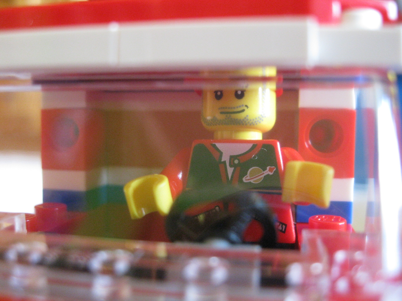 7642redtruckinside2.jpg