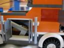 7642orangetruckclose2.jpg