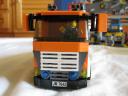 7642orangetruckfront.jpg