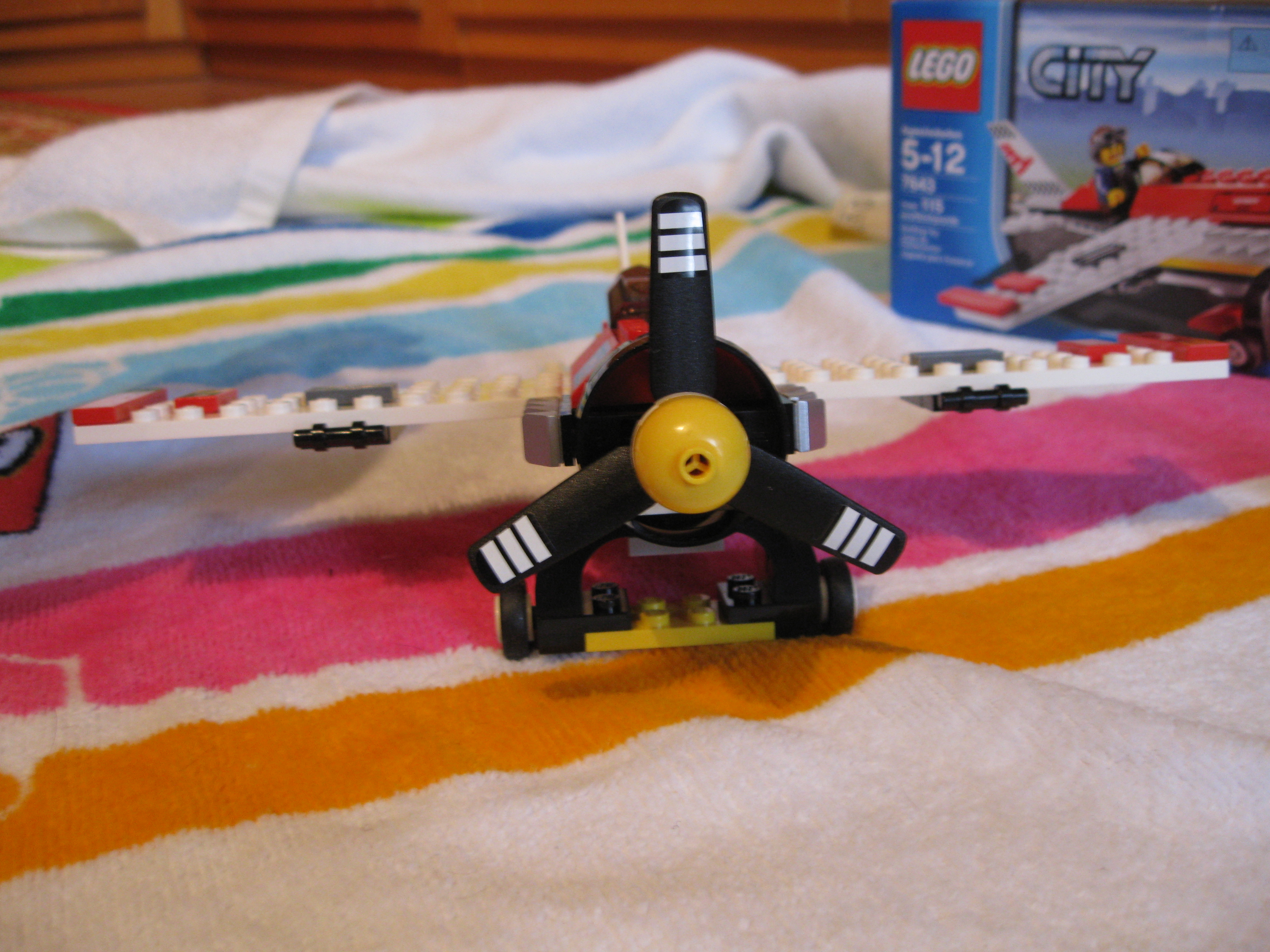 7643airplanefront.jpg