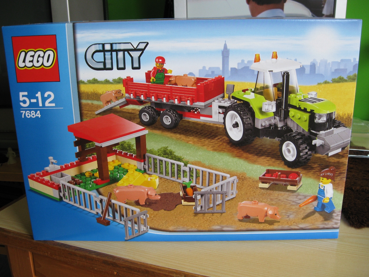7684box.jpg