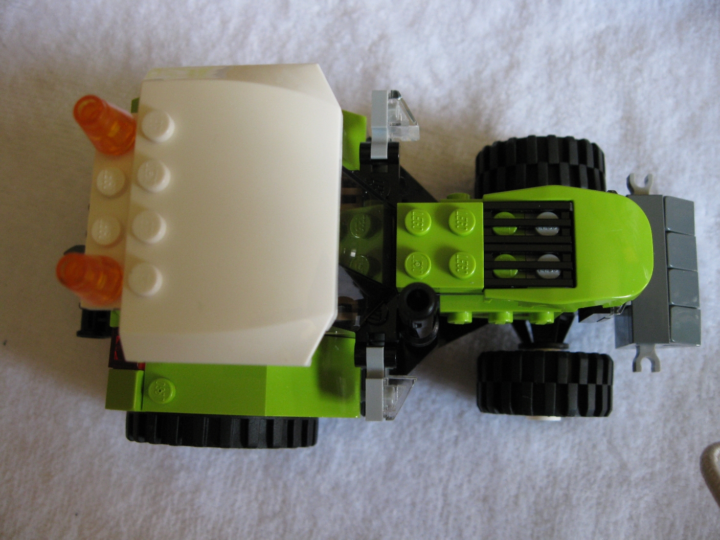 7684tractortop.jpg