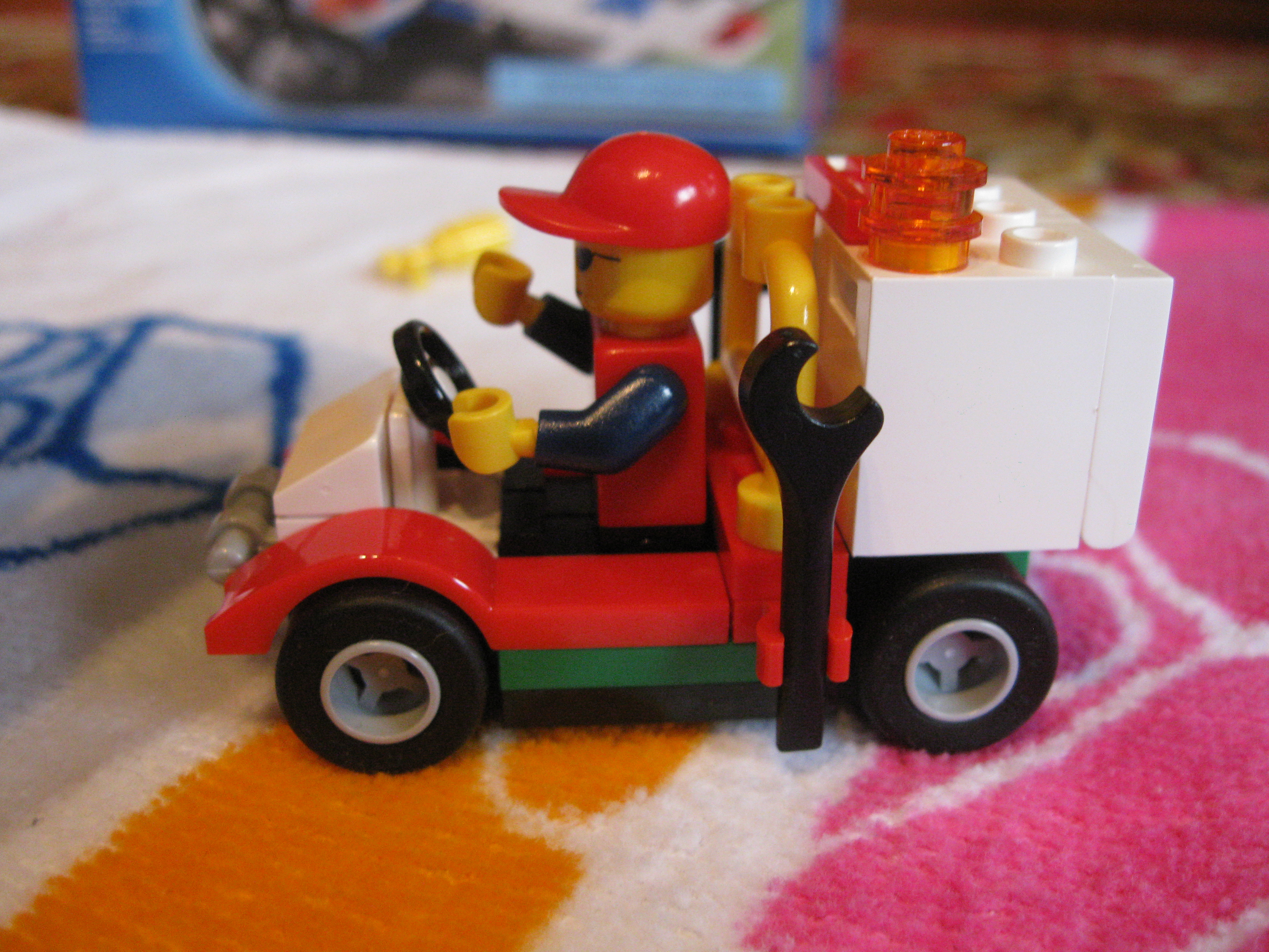 7688carleft.jpg