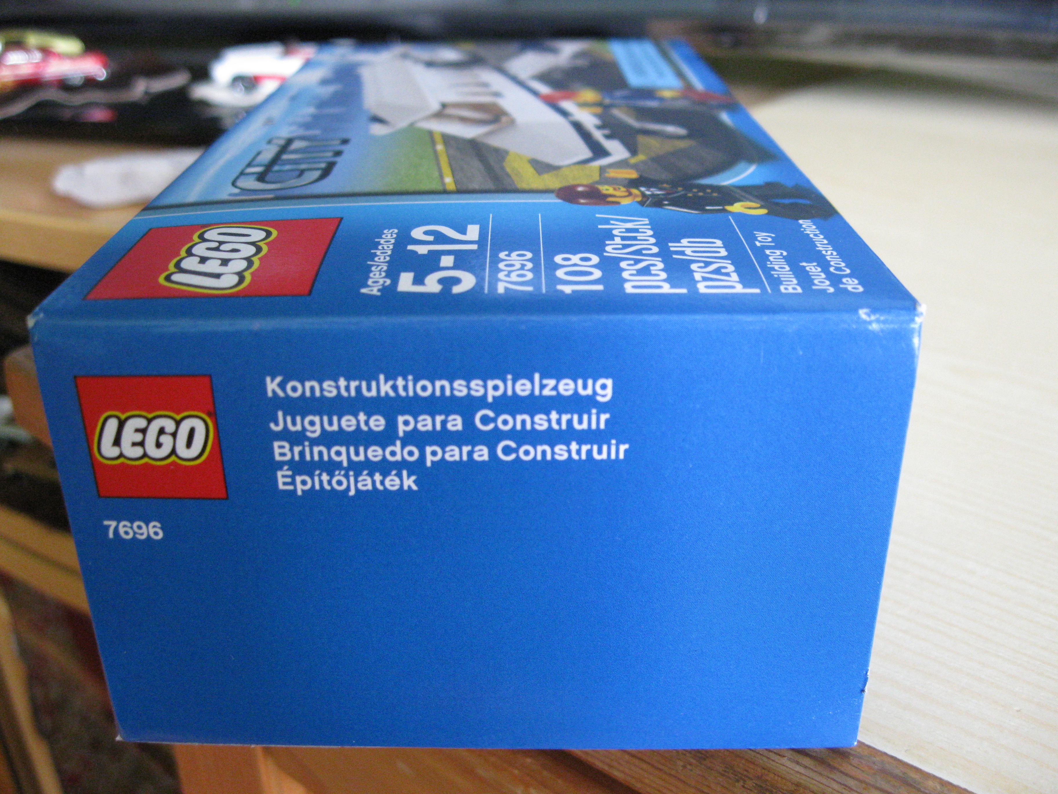 7696box5.jpg