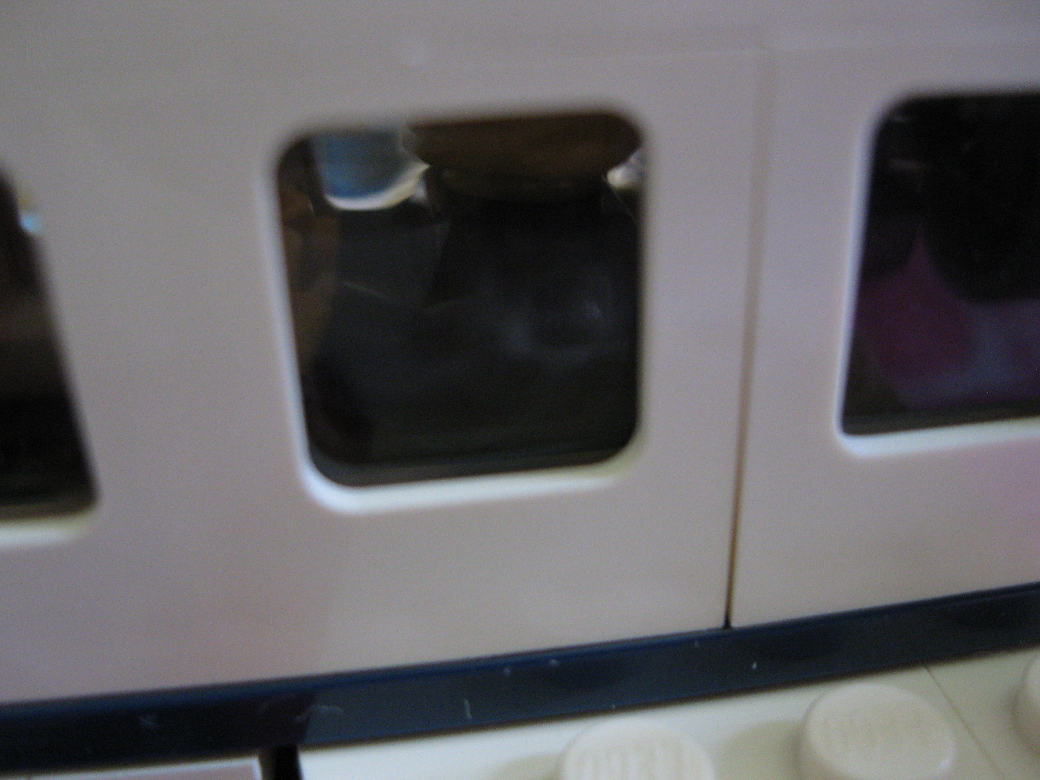 7696planeinside6.jpg