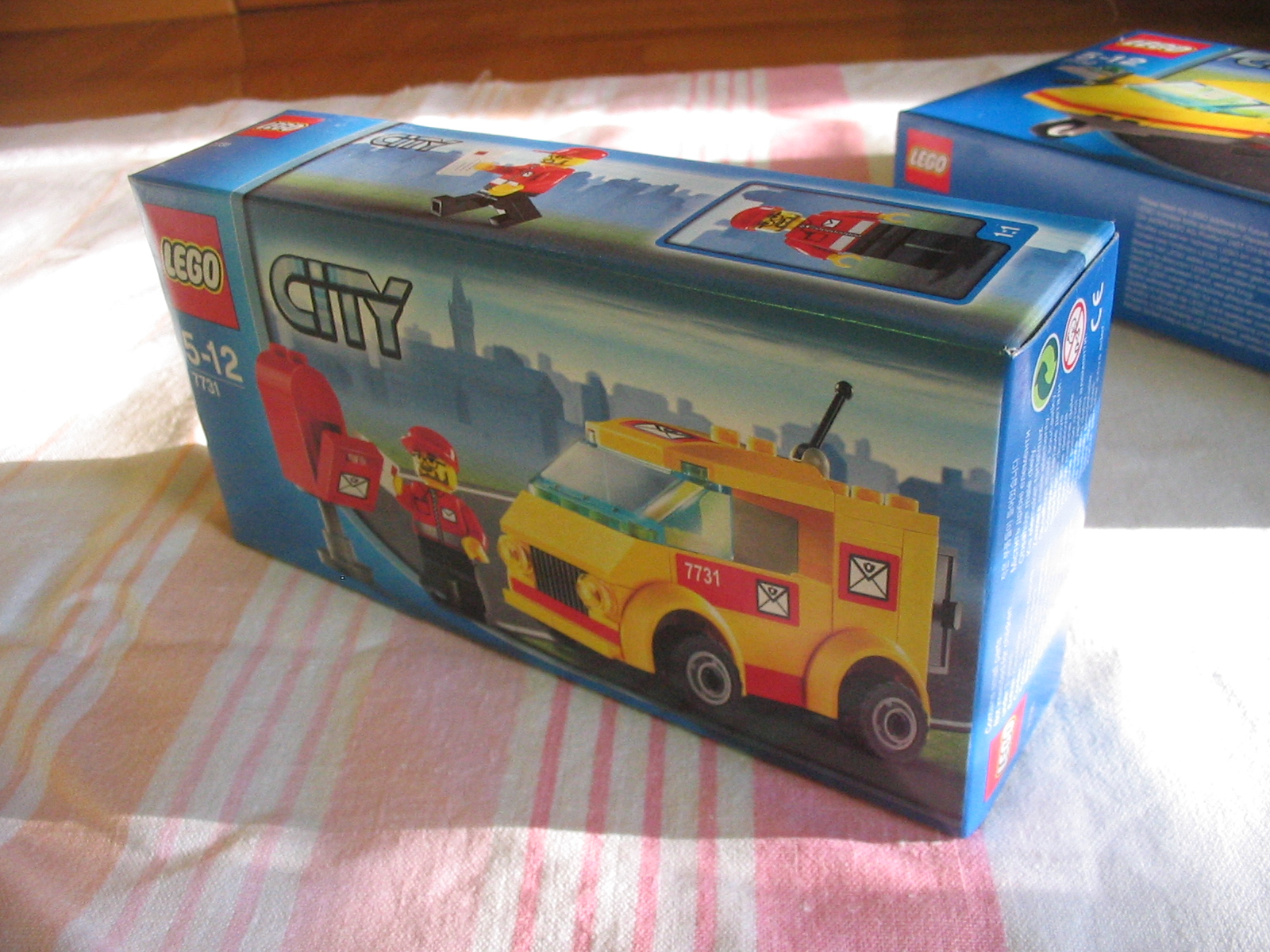 7731box2.jpg