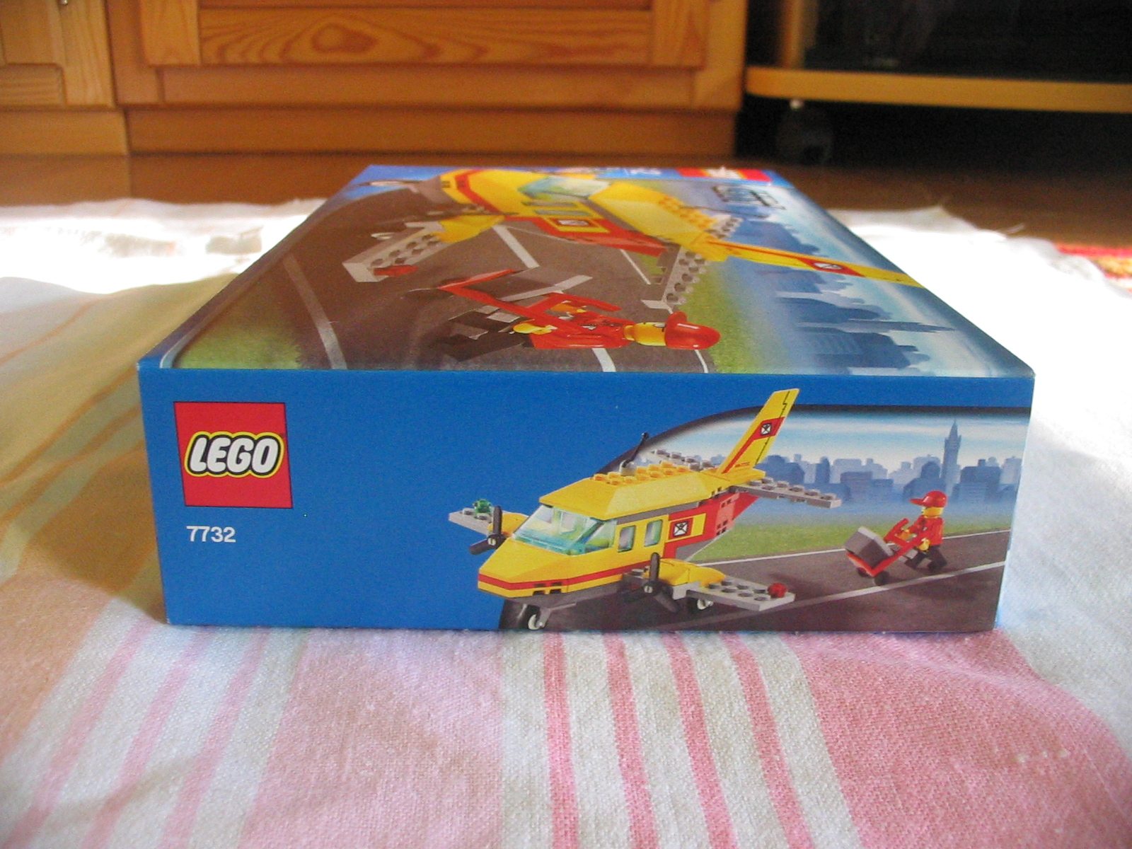 7732box3.jpg