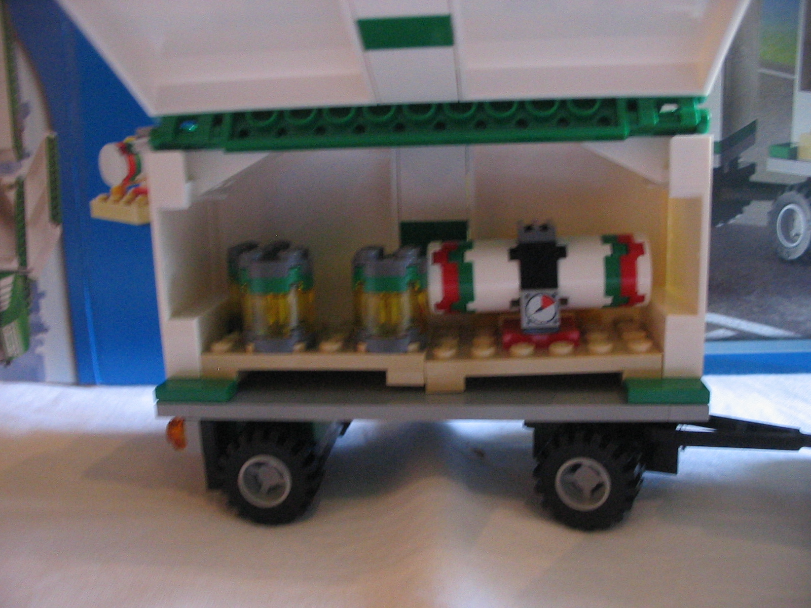7733inside3.jpg