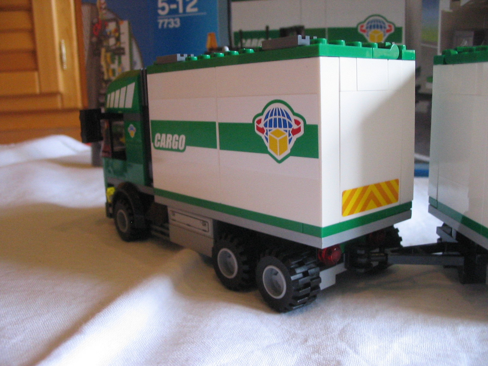 7733truckside2.jpg