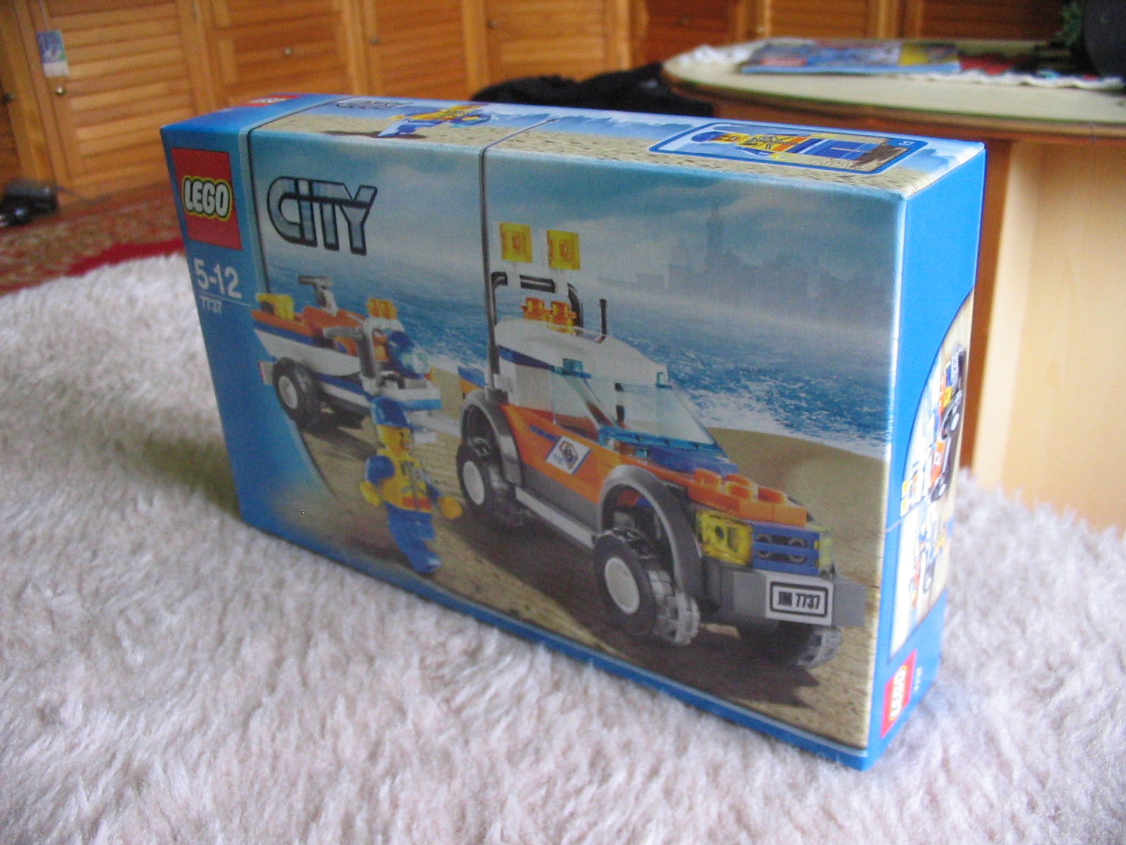 7737box2.jpg