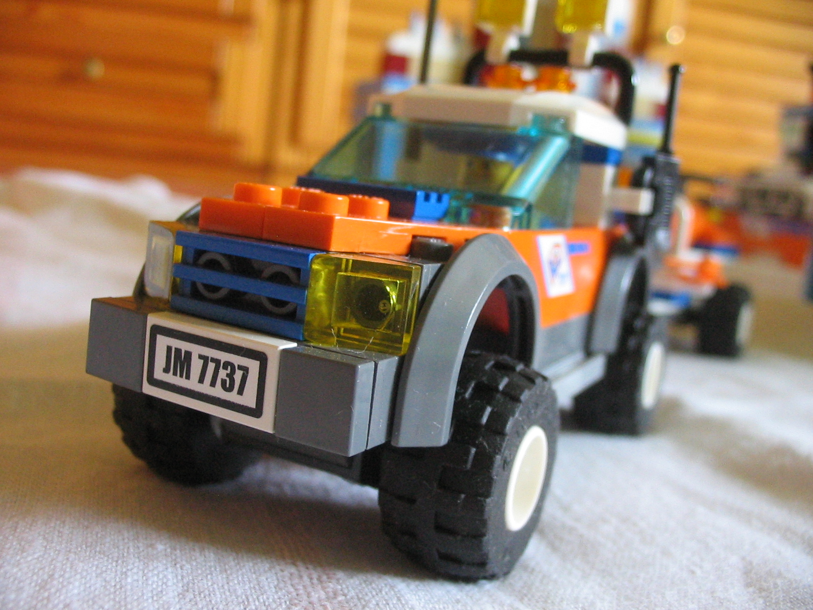 7737carside4.jpg