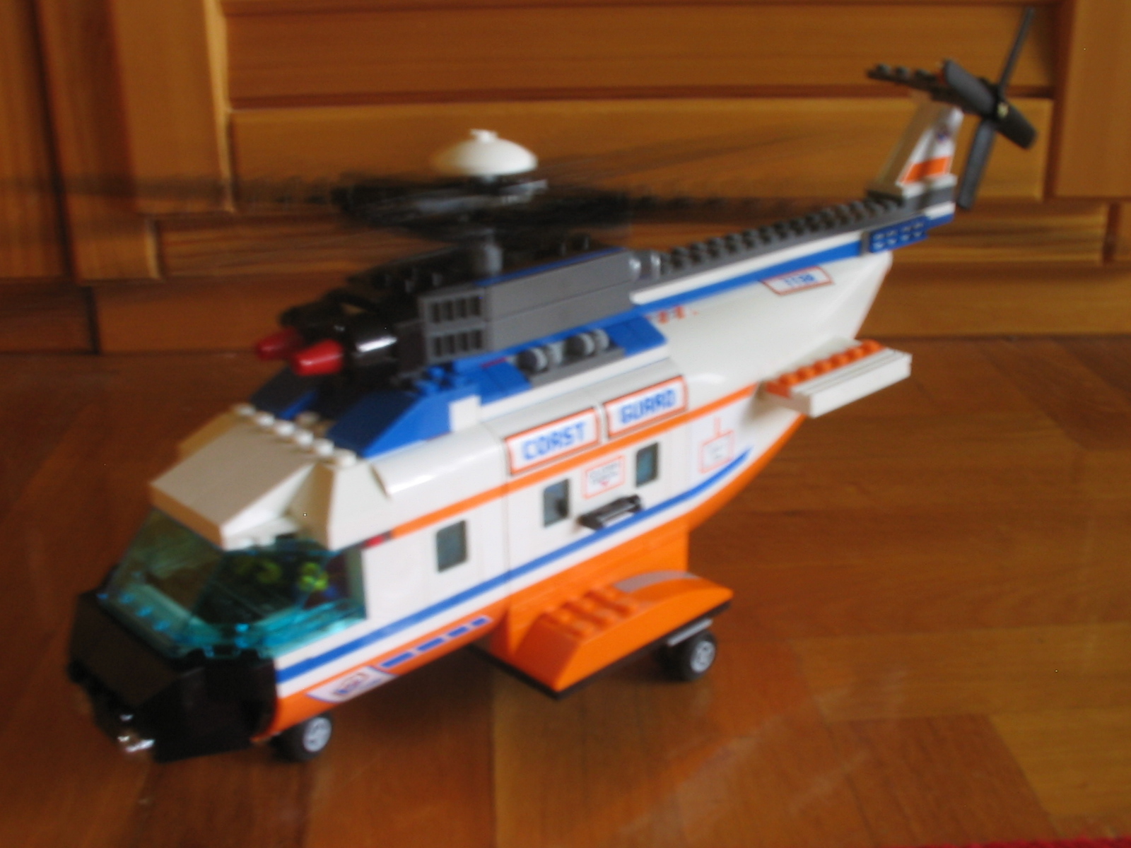 7738_helicopter_frontside5.jpg