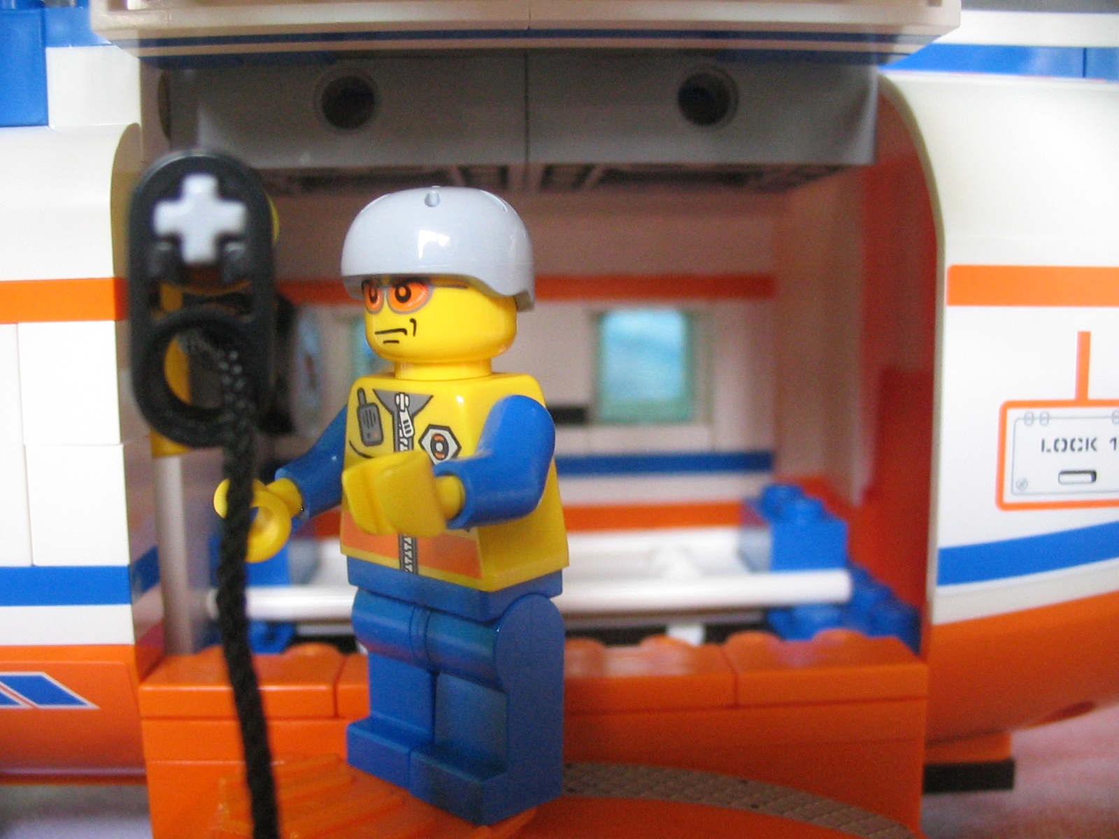 7738_helicopter_inside3.jpg