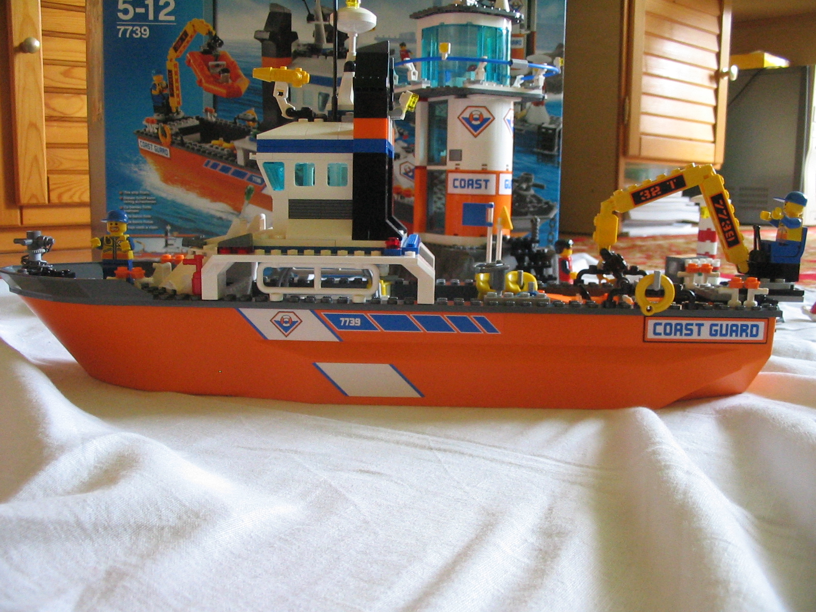 7739shipleft.jpg