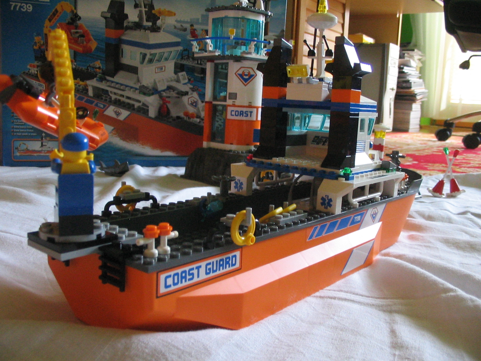 7739shipside3.jpg