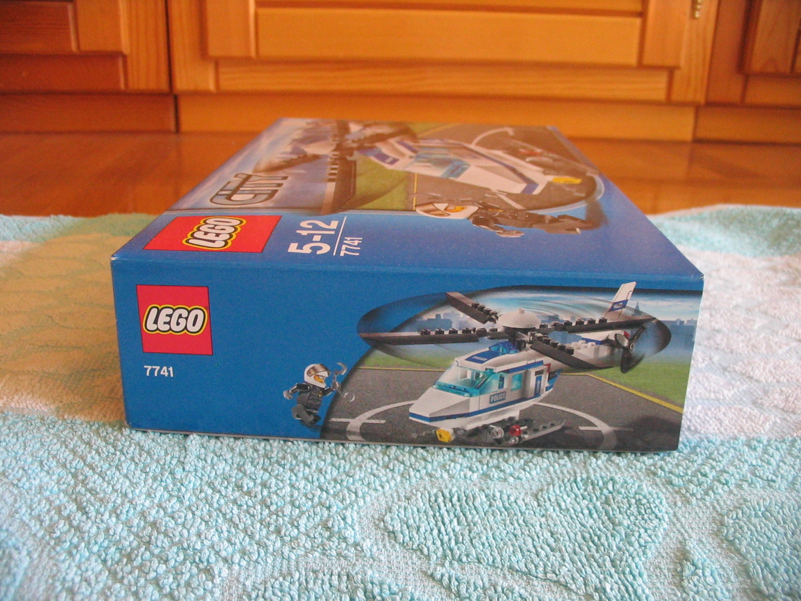7741box5.jpg