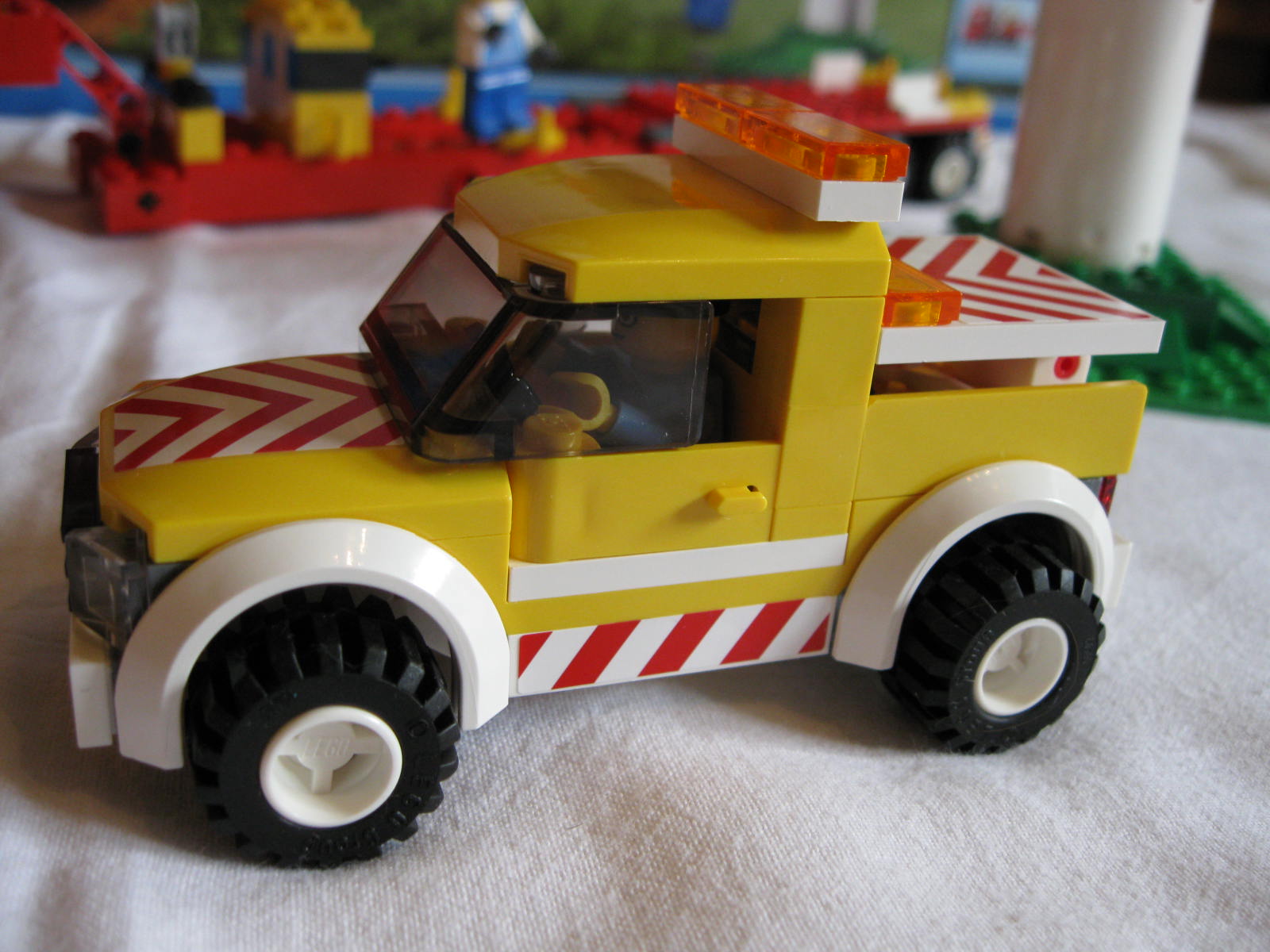 7747carleft.jpg