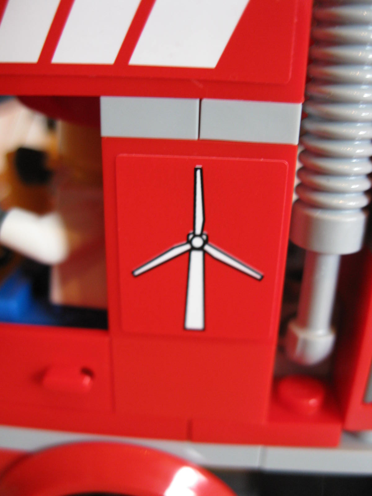 7747truckdetails.jpg