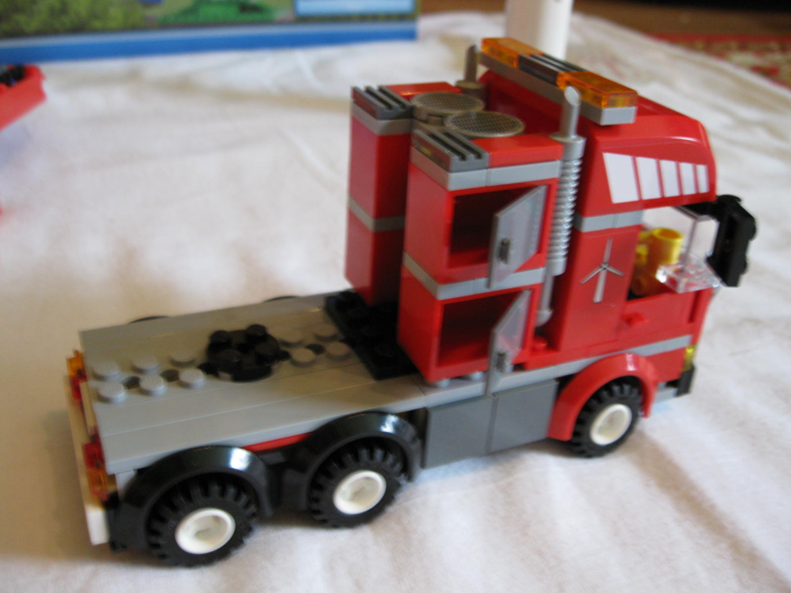 7747truckright4.jpg